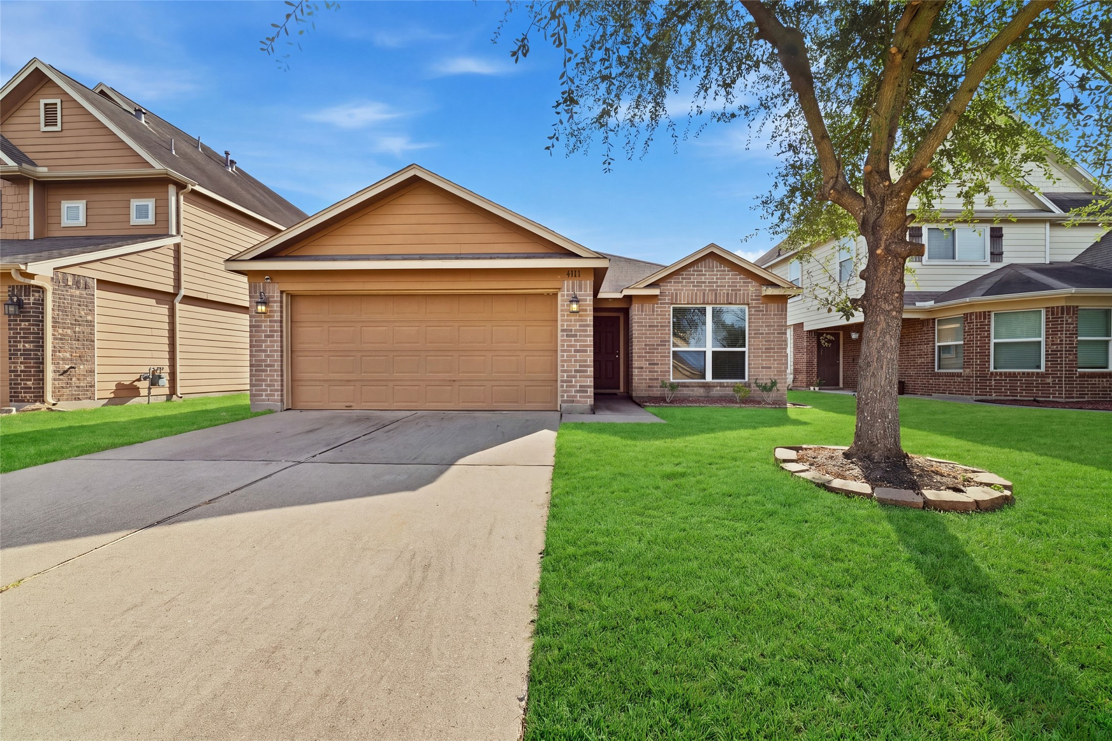 3111 View Valley Trail Property Photo 1