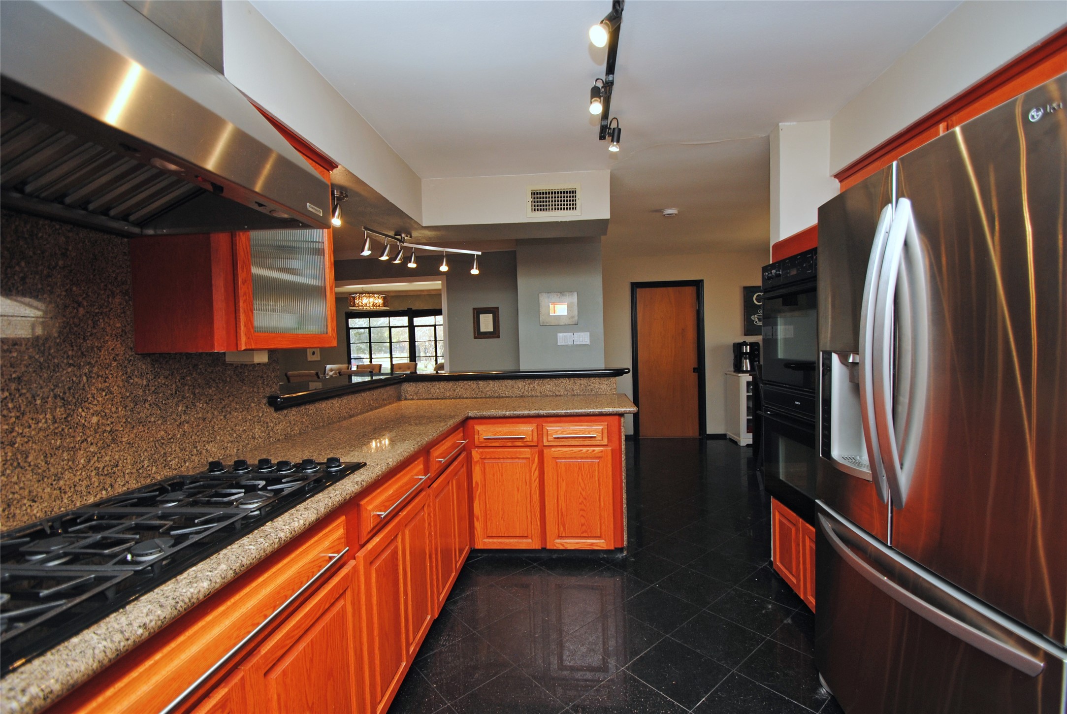 10615 Atwell Drive Property Photo 33