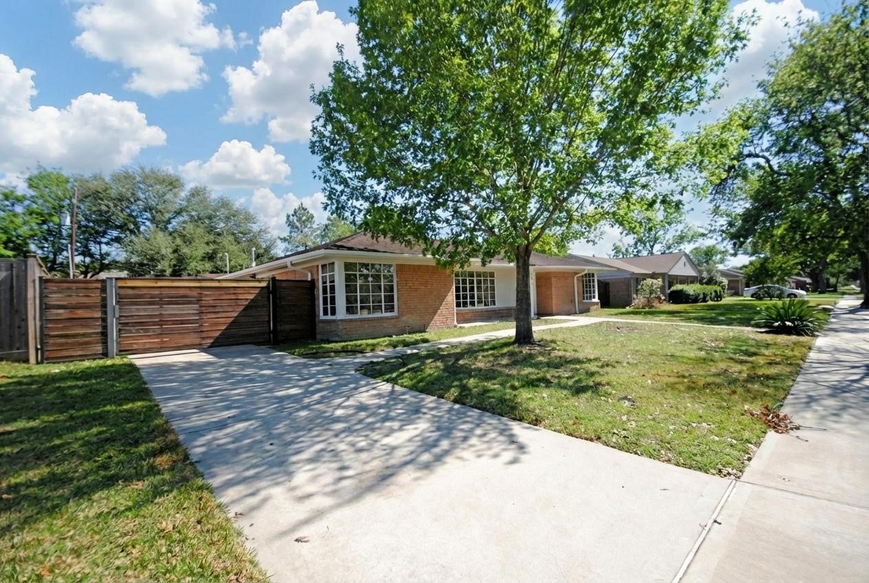 10615 Atwell Drive Property Photo 49