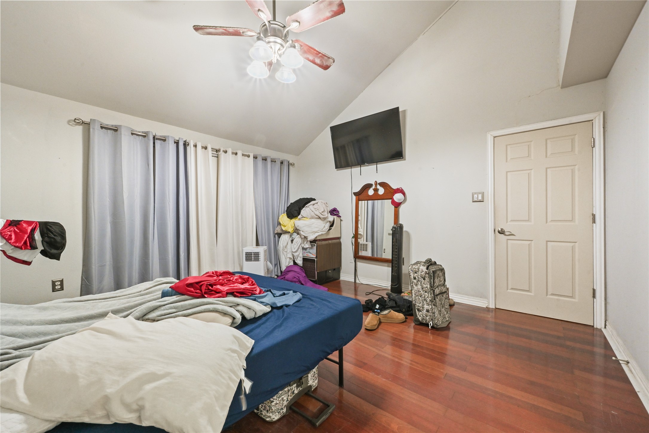 107 Harbour Town Lane Property Photo 22