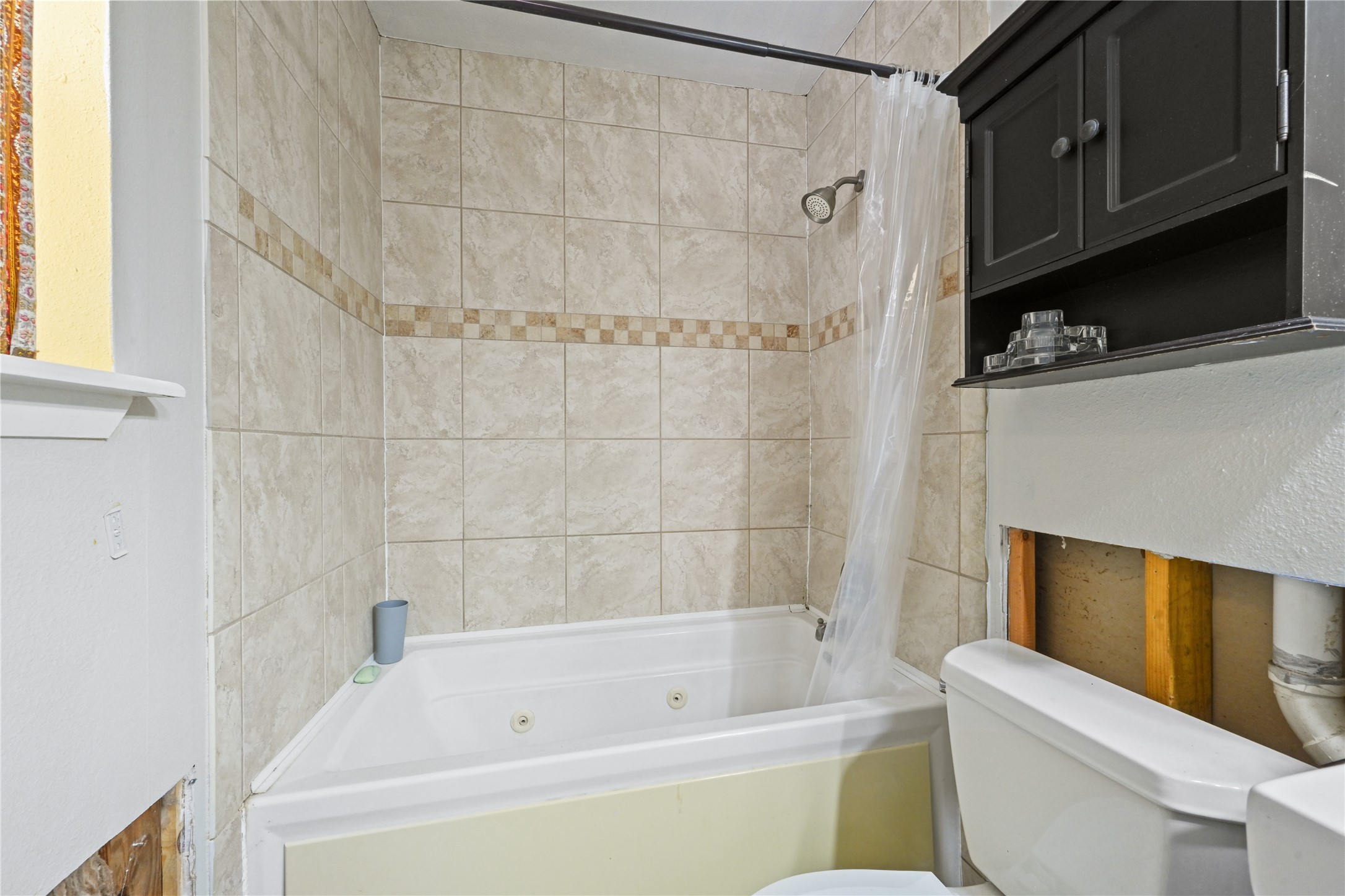 107 Harbour Town Lane Property Photo 32