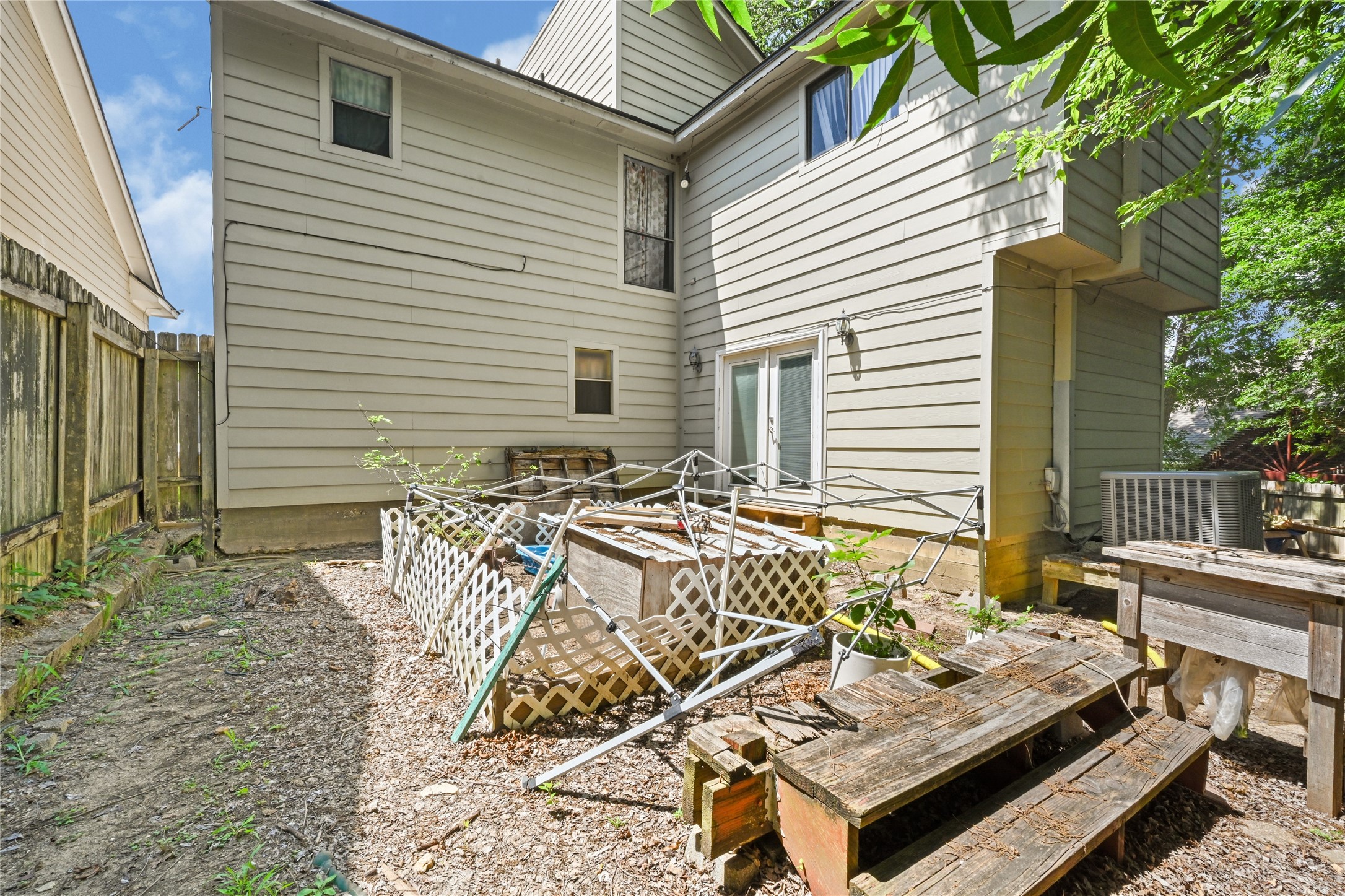 107 Harbour Town Lane Property Photo 40