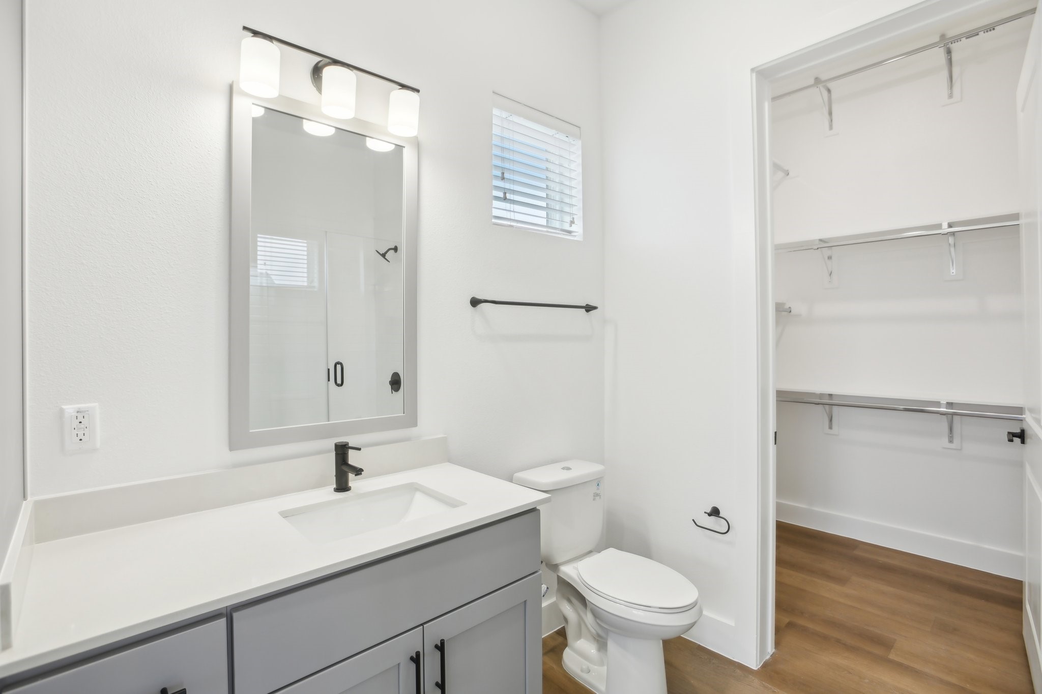 1601-300 Mustang Drive Property Photo 20