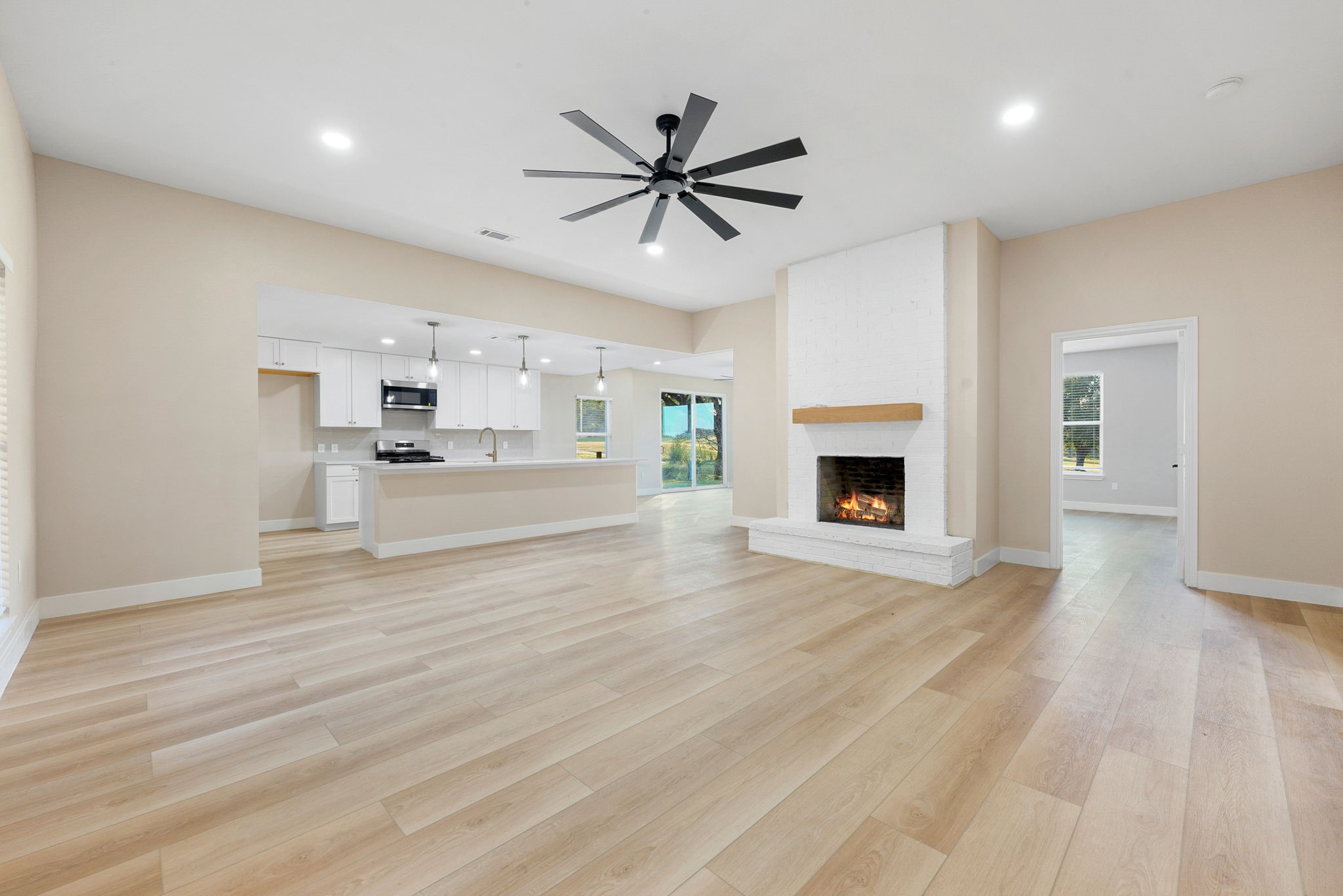 1328 Green Briar Drive Property Photo 10