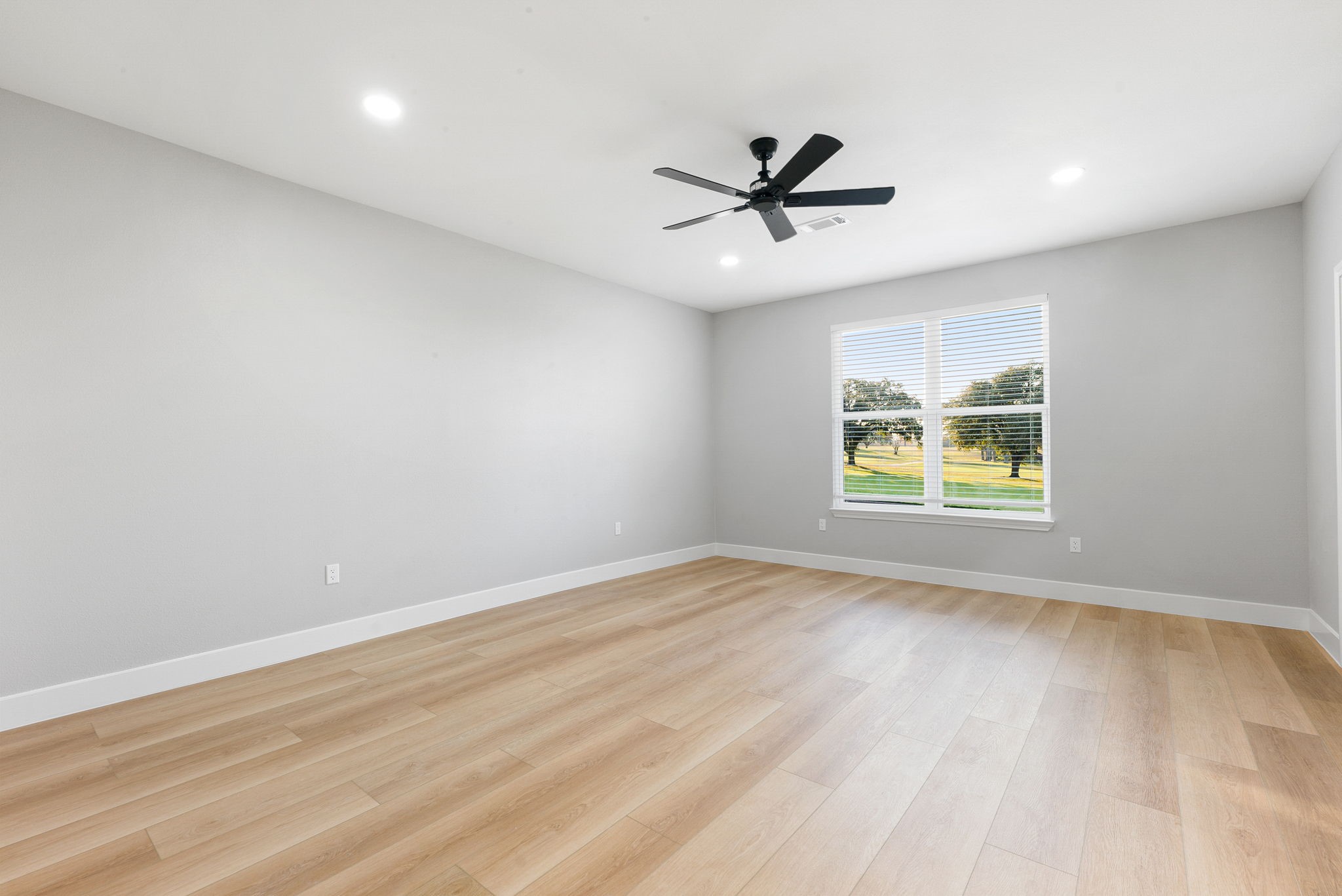 1328 Green Briar Drive Property Photo 17