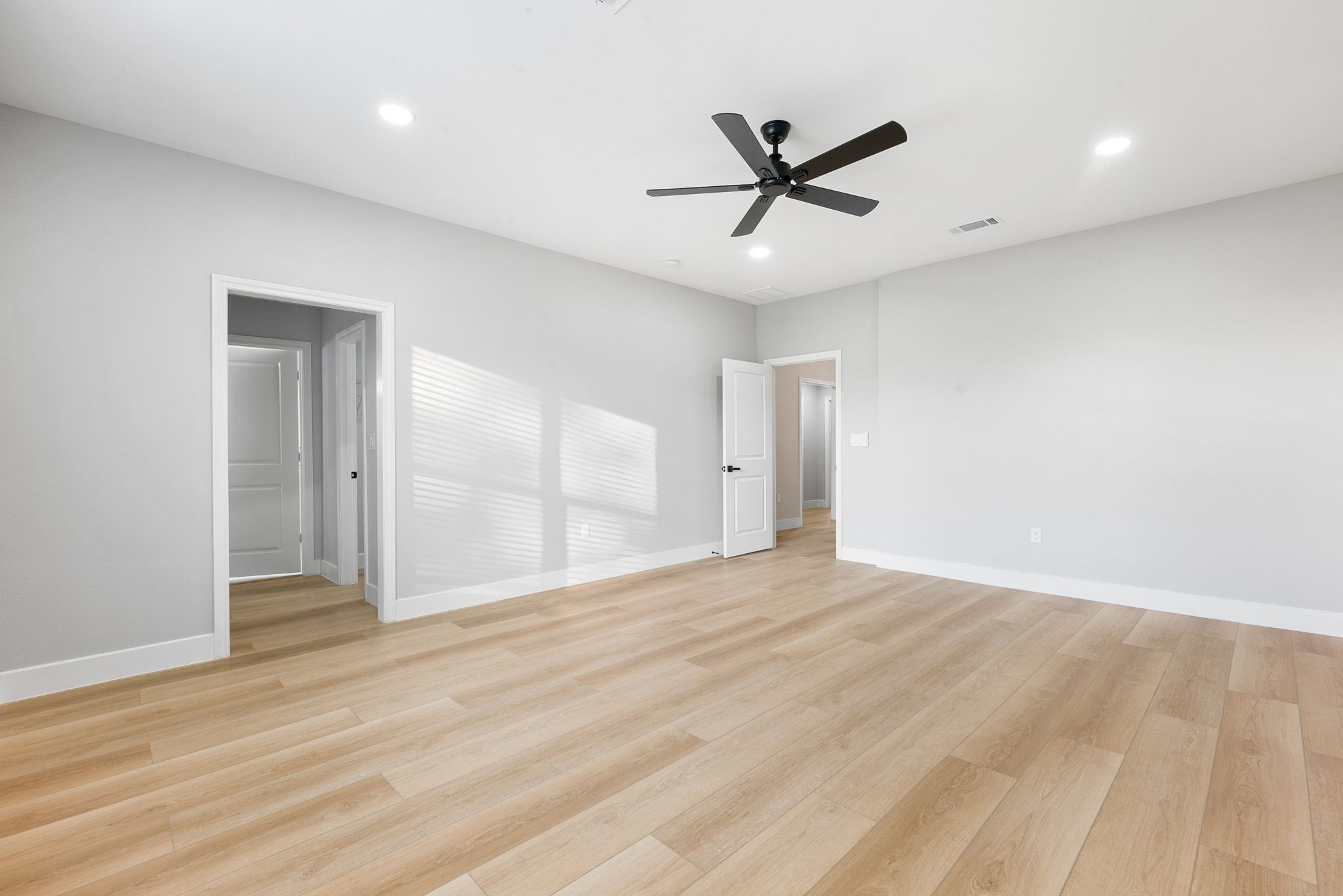 1328 Green Briar Drive Property Photo 19