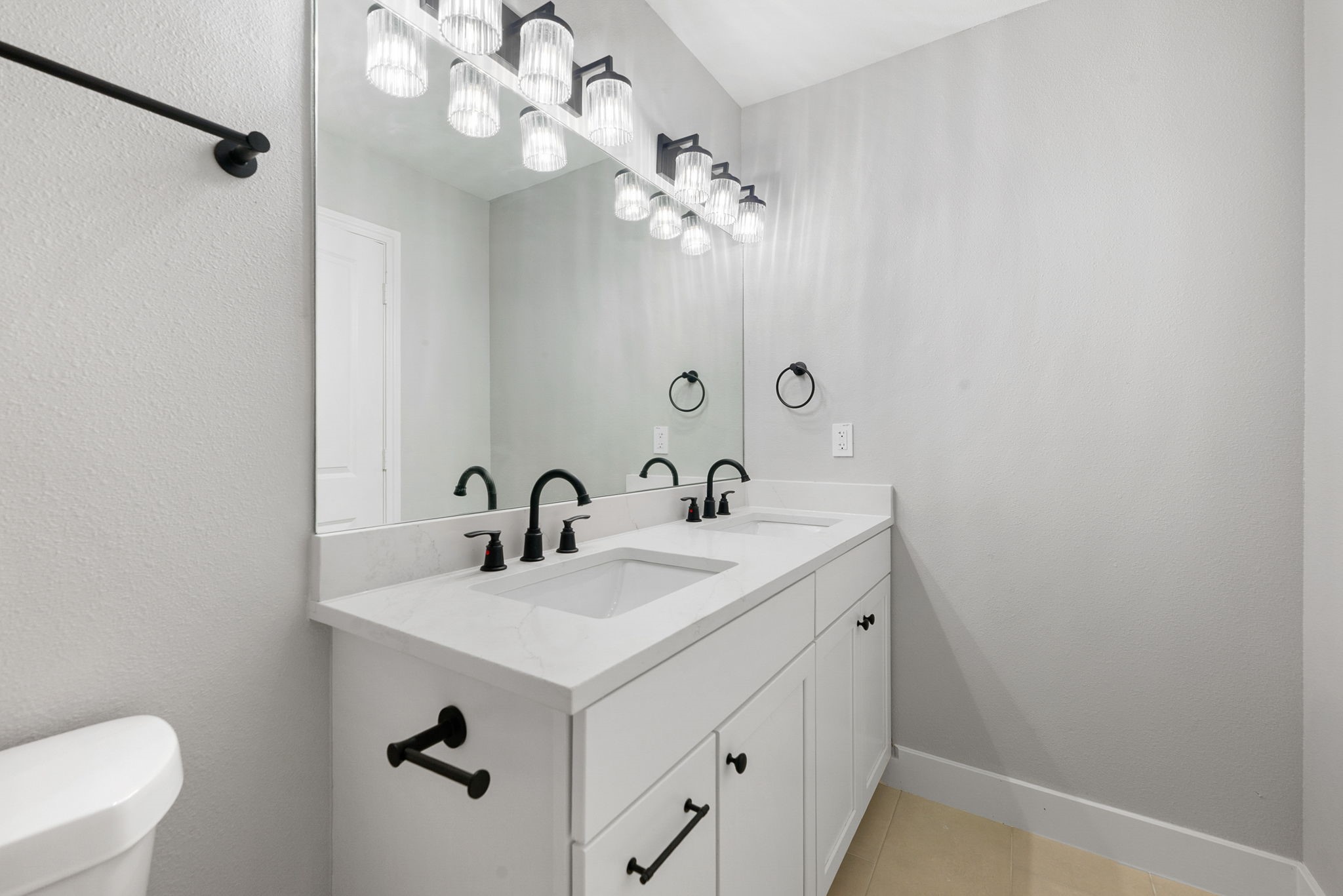 1328 Green Briar Drive Property Photo 29