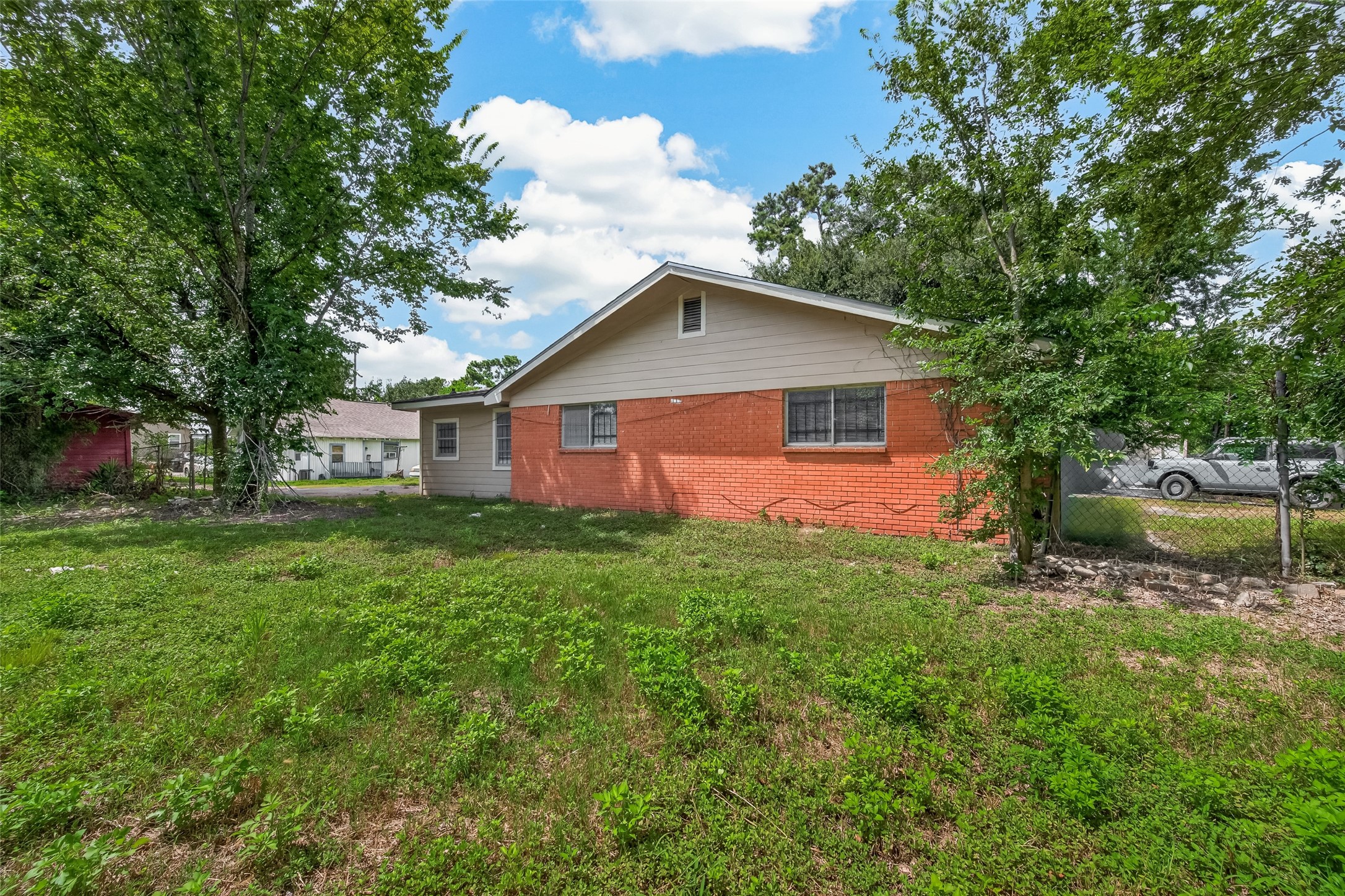3815 Love Street Property Photo 33