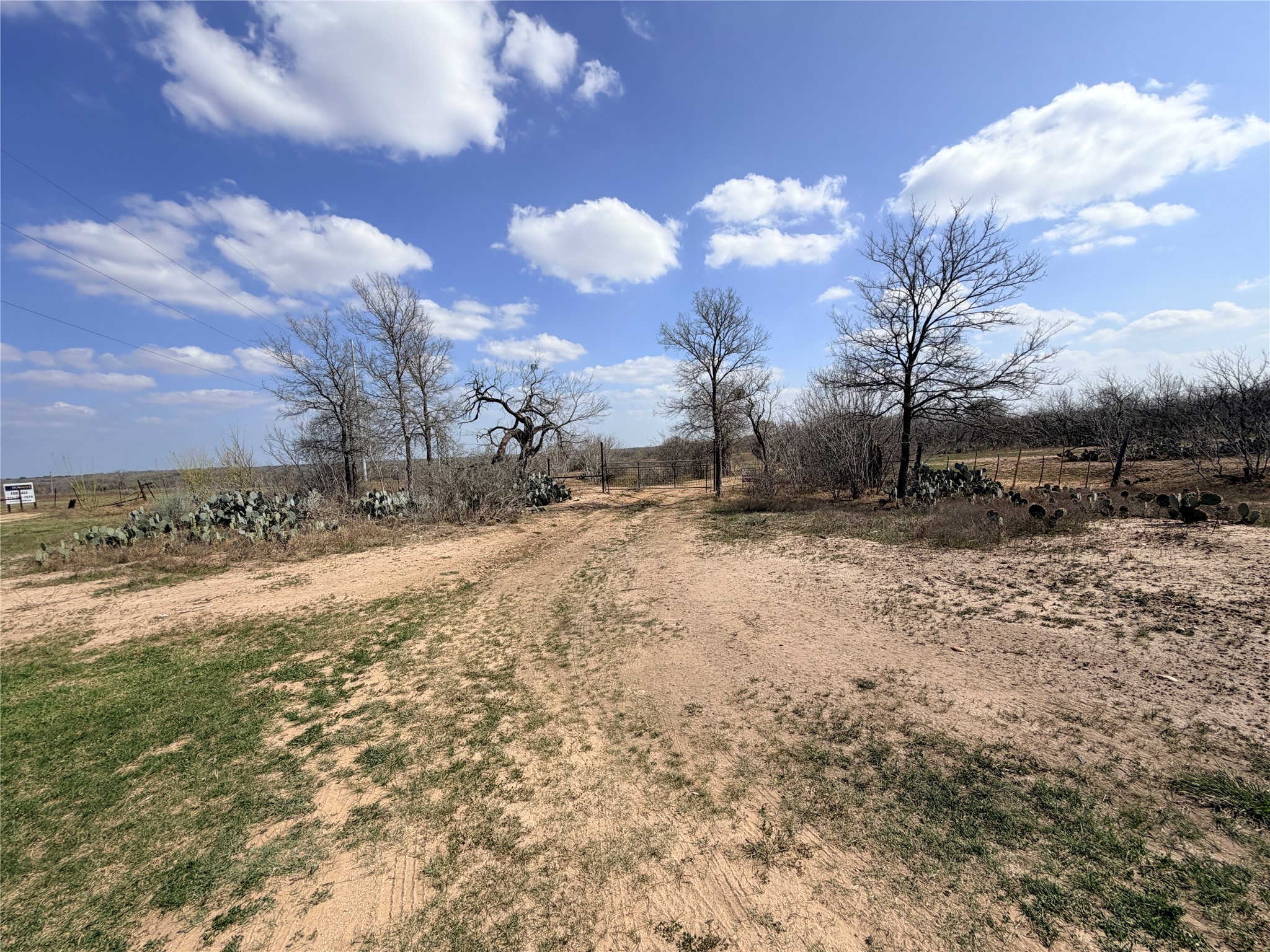 00 Fm 671 Property Photo 3