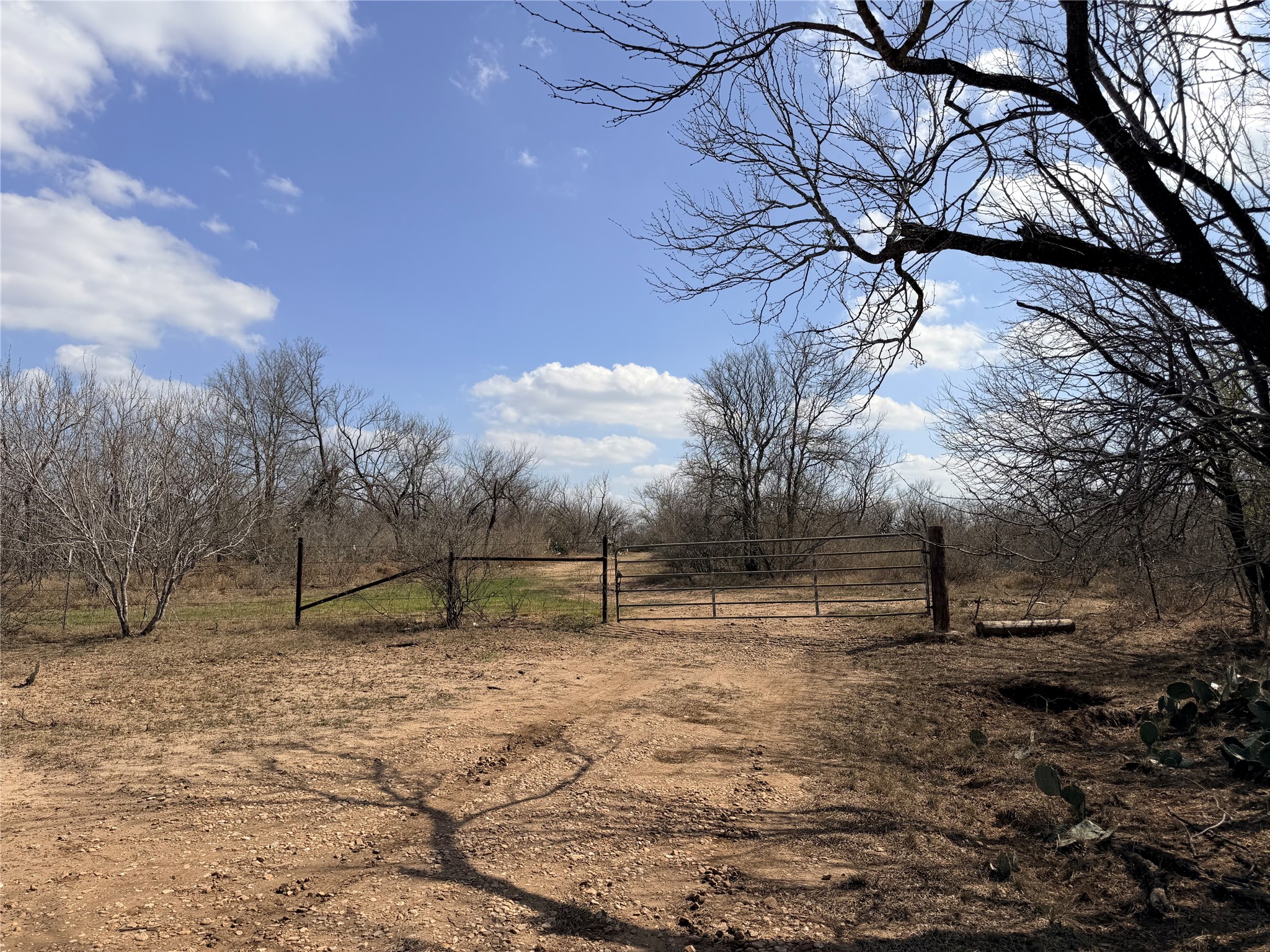 00 Fm 671 Property Photo 4