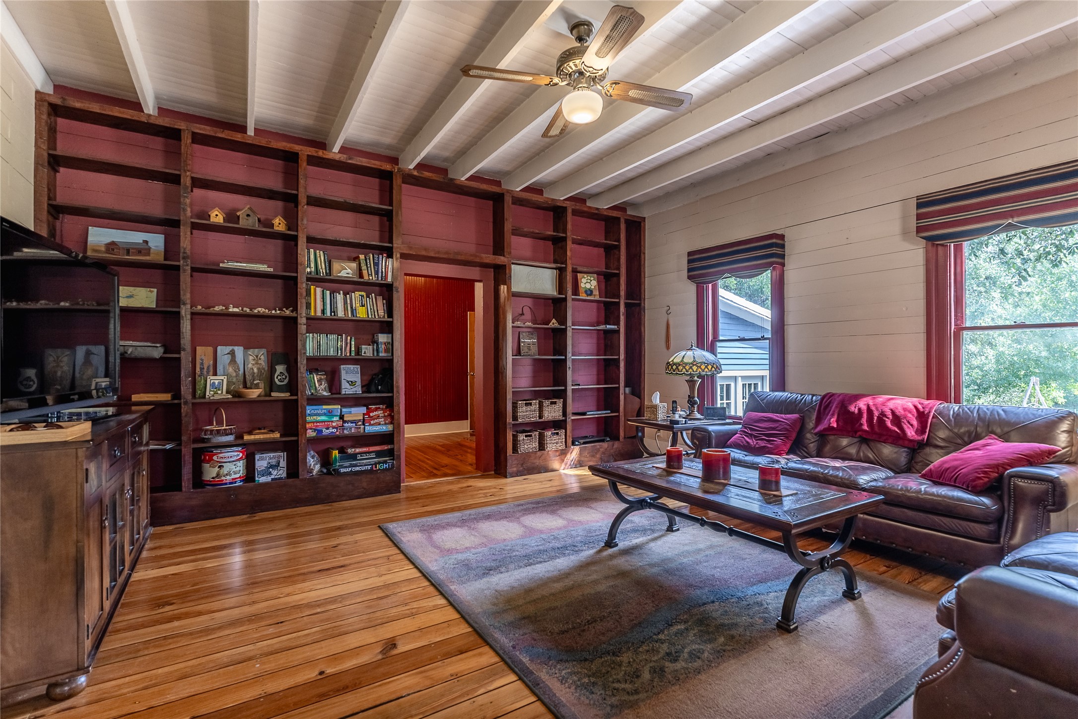 4421 Rehburg Road Property Photo 3