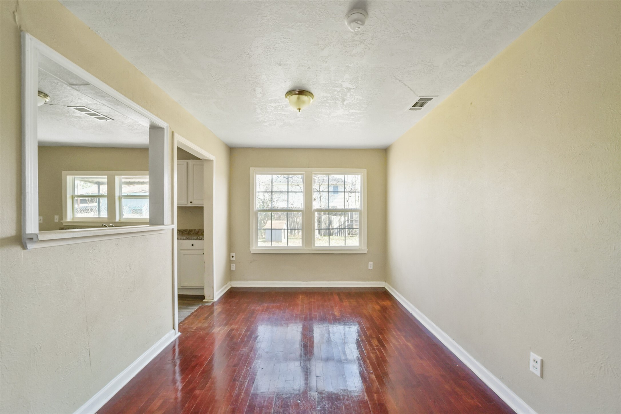 8015 Cannon Street Property Photo 14