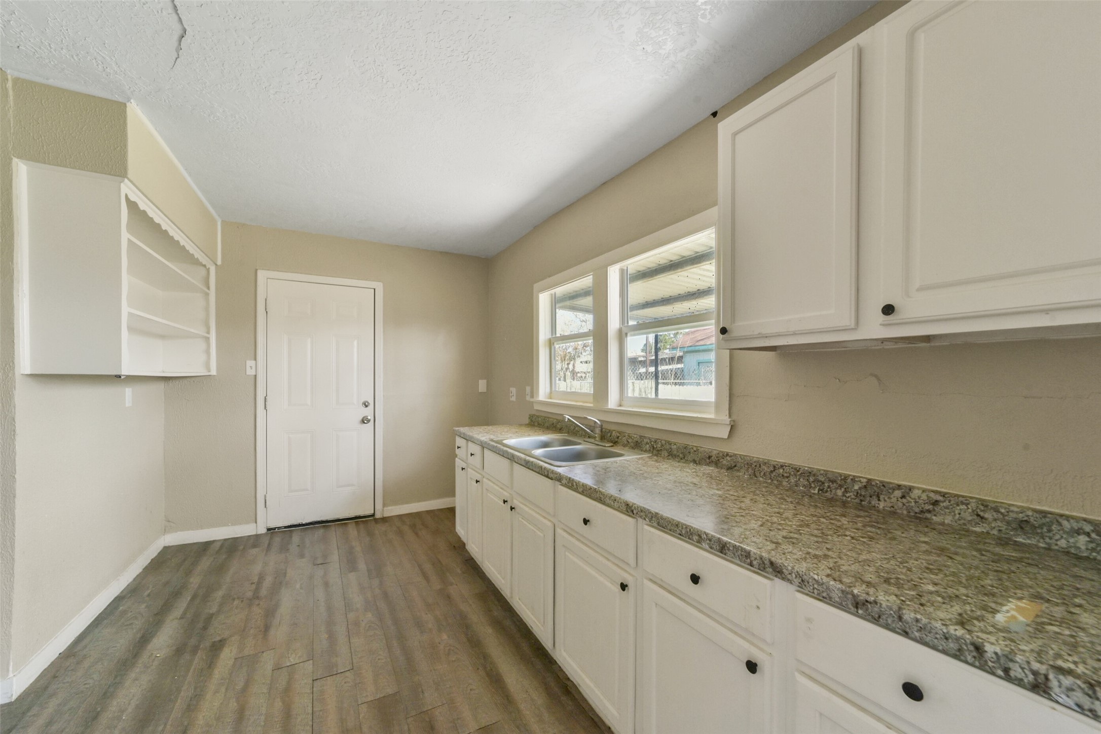 8015 Cannon Street Property Photo 15