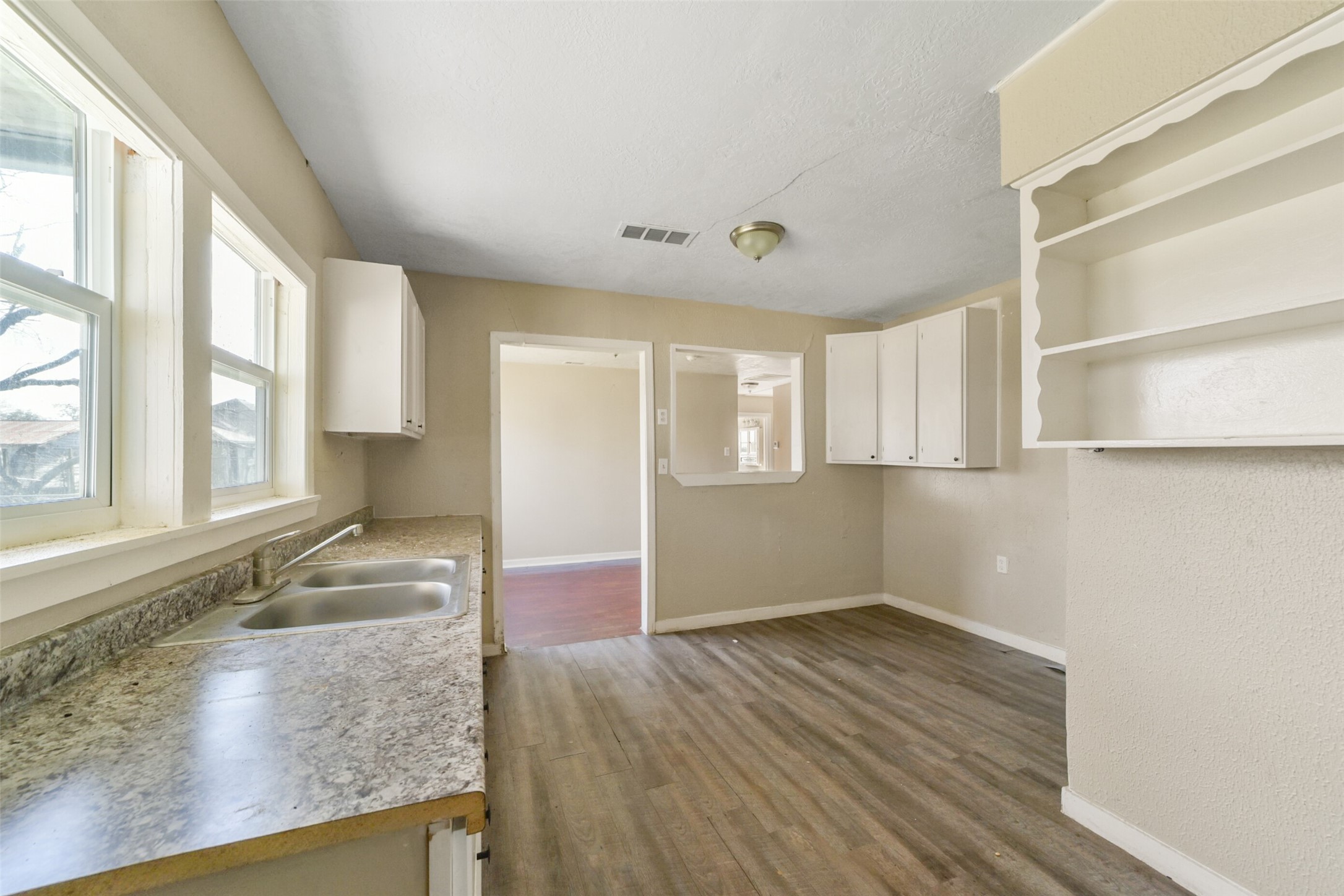 8015 Cannon Street Property Photo 16