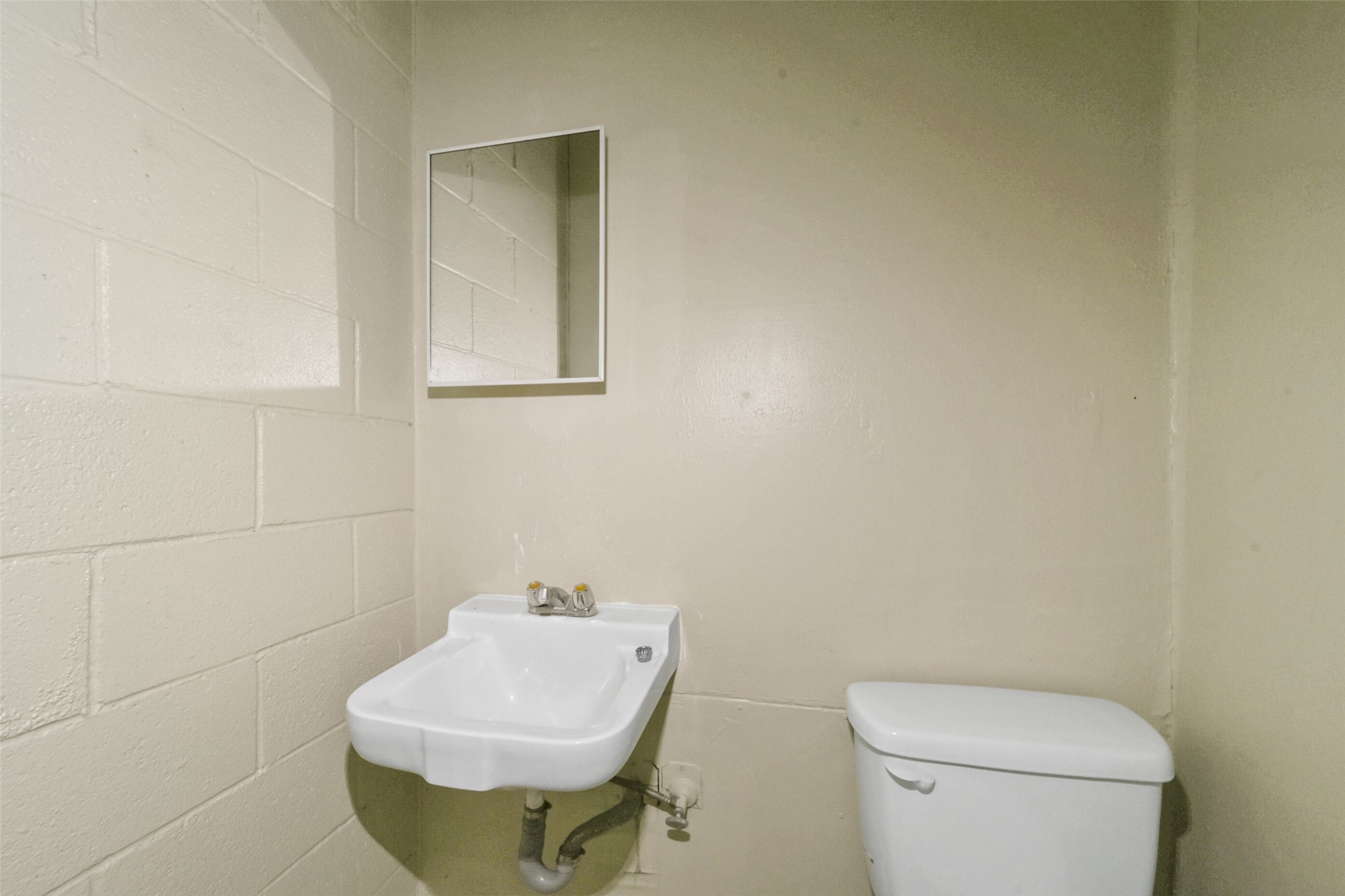 8015 Cannon Street Property Photo 20