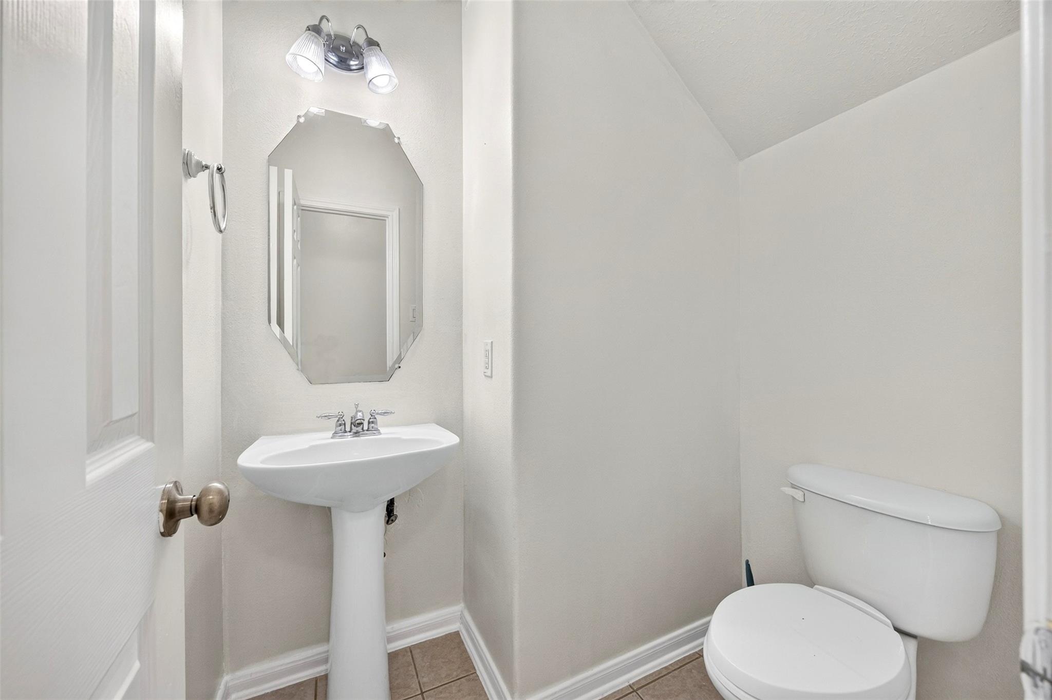 12214 N Palm Lake Drive Property Photo 8