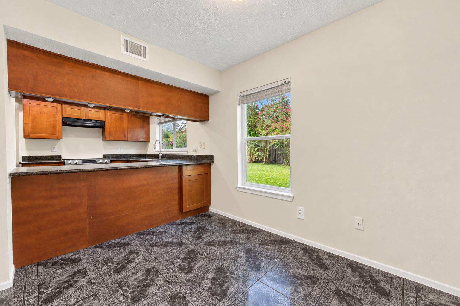 11315 Featherstar Lane Property Photo 20