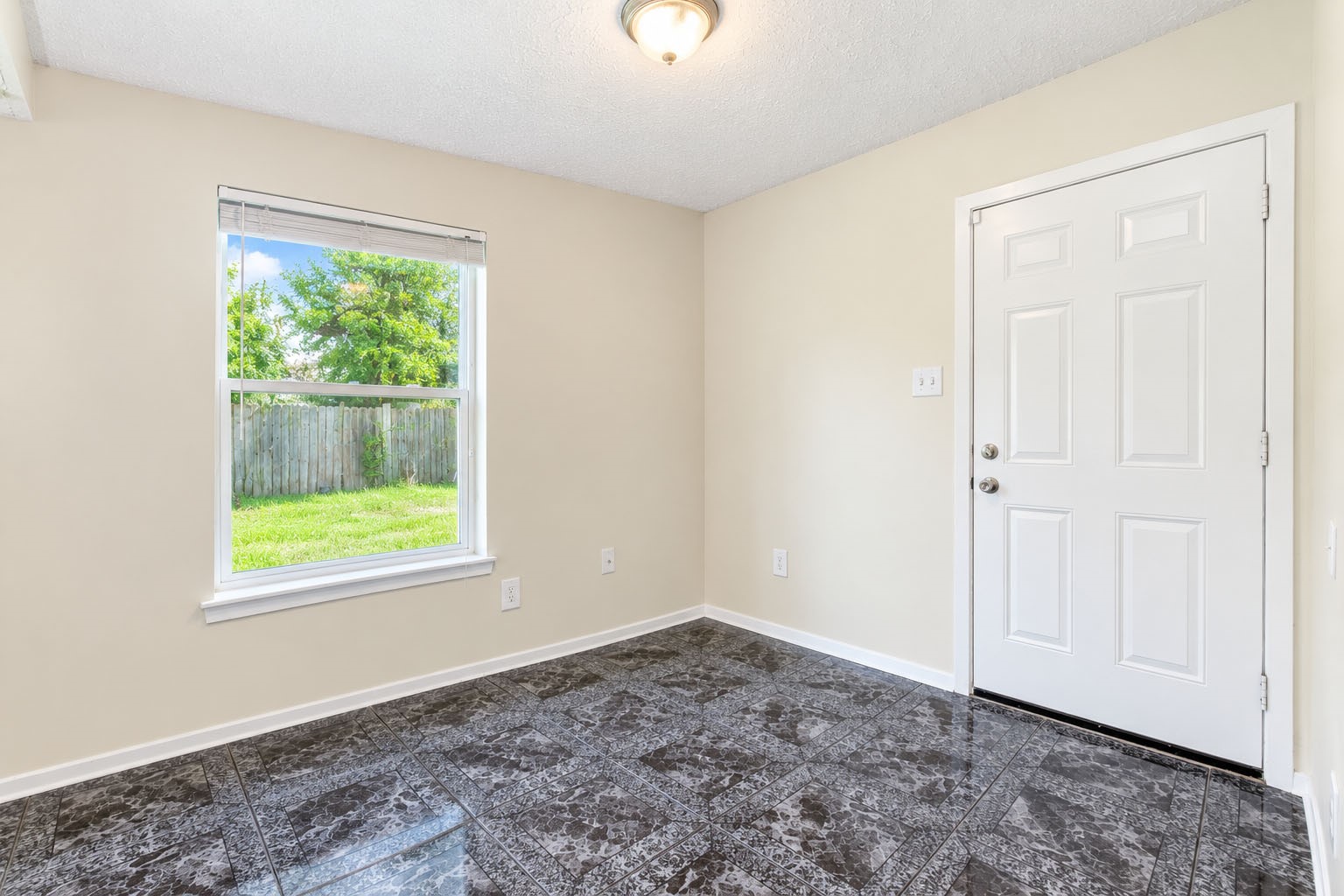 11315 Featherstar Lane Property Photo 21