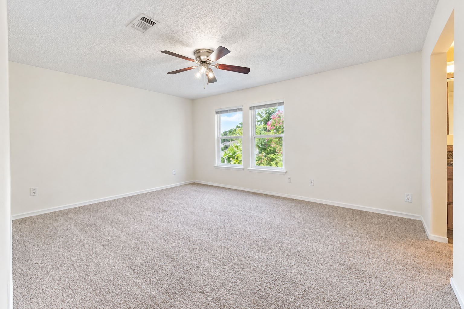 11315 Featherstar Lane Property Photo 32
