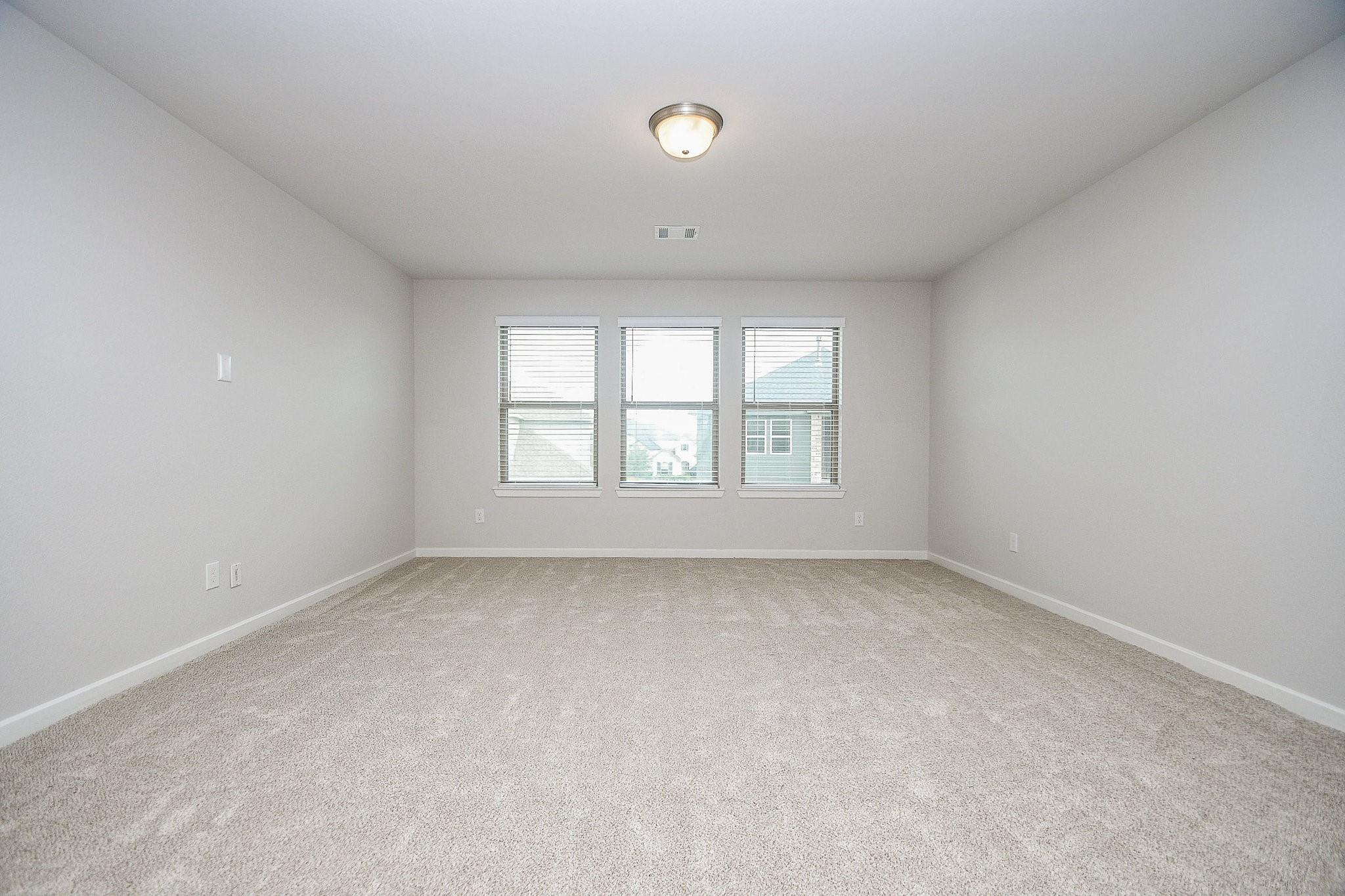 7702 Kenora Way Property Photo 23