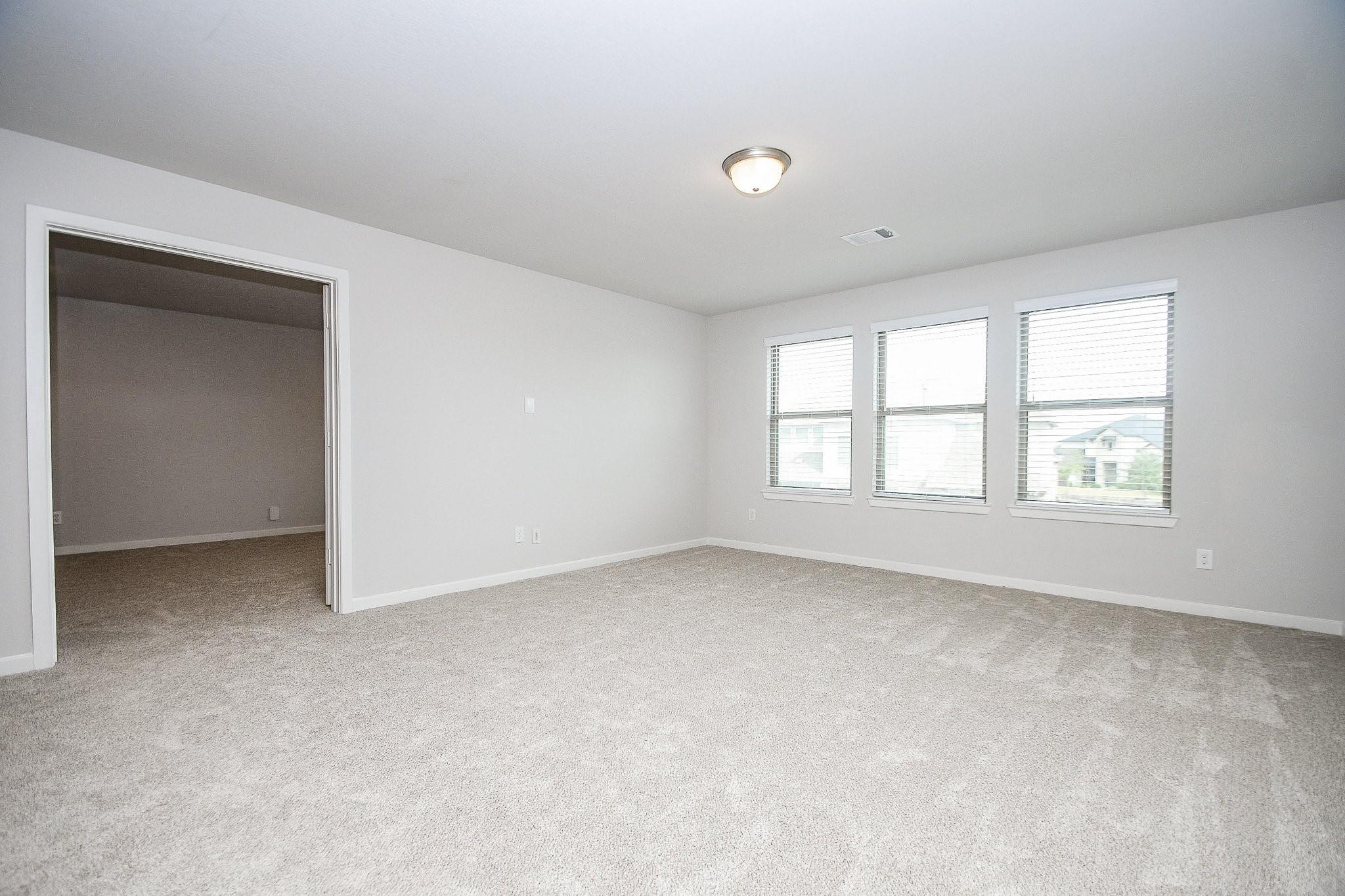 7702 Kenora Way Property Photo 24
