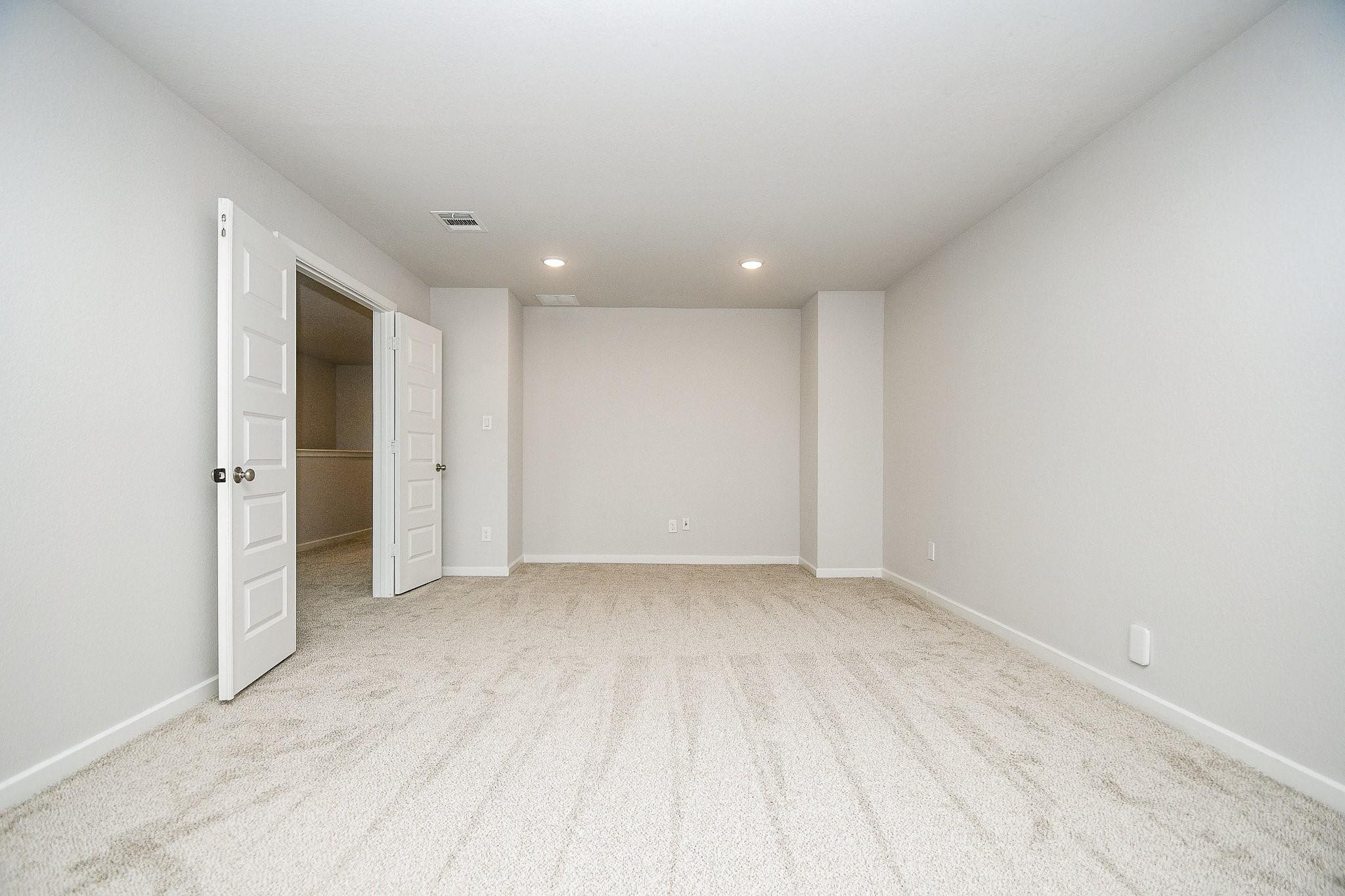 7702 Kenora Way Property Photo 29