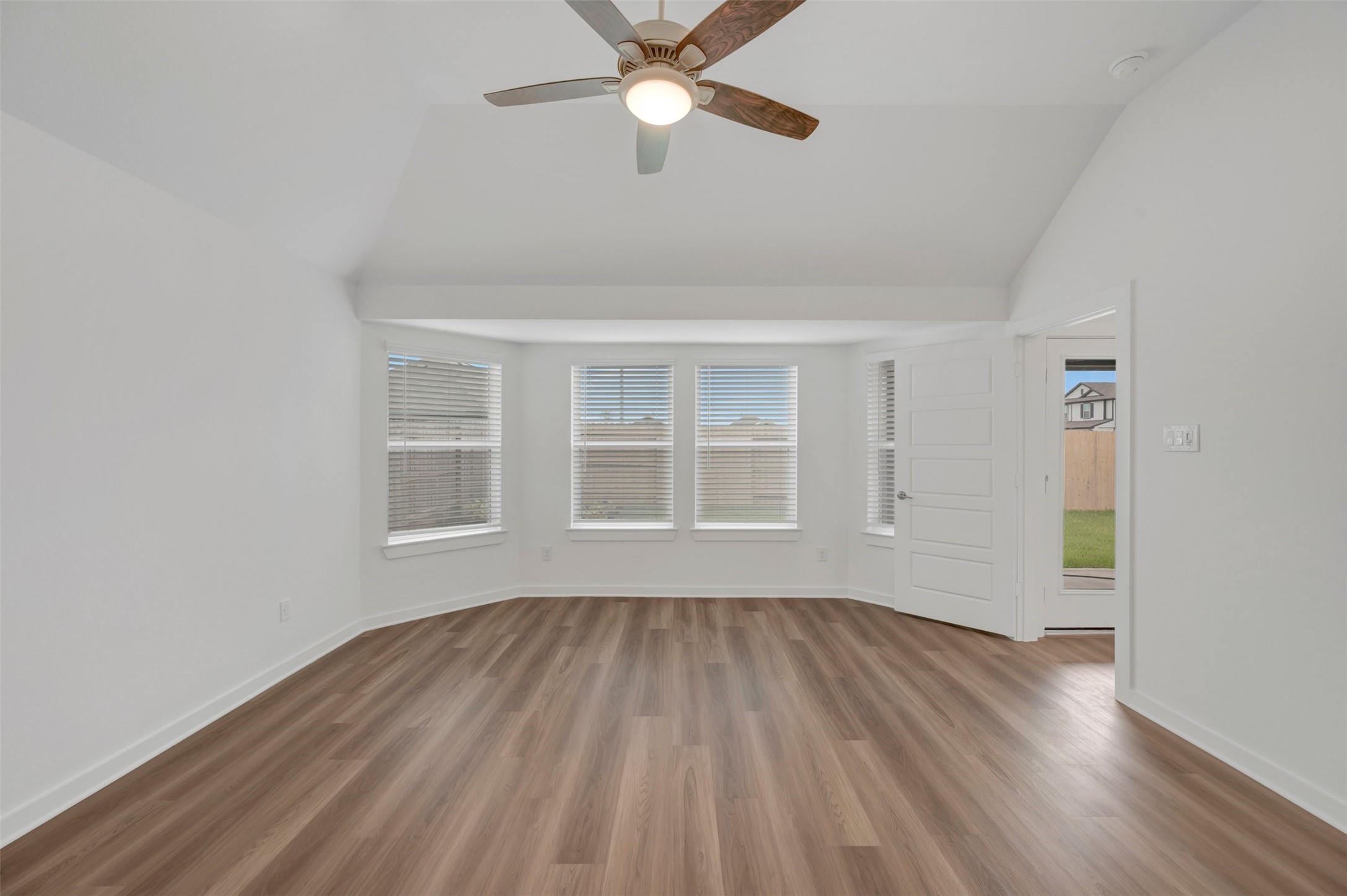 1209 Sacred Light Lane Property Photo 10