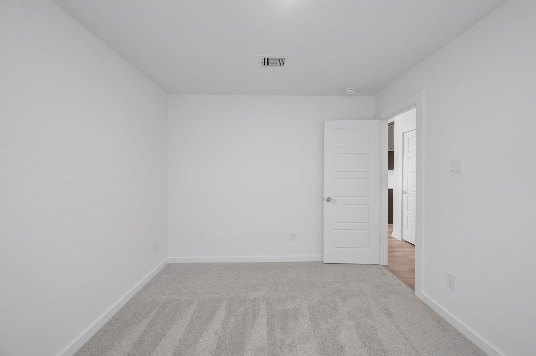 1209 Sacred Light Lane Property Photo 15