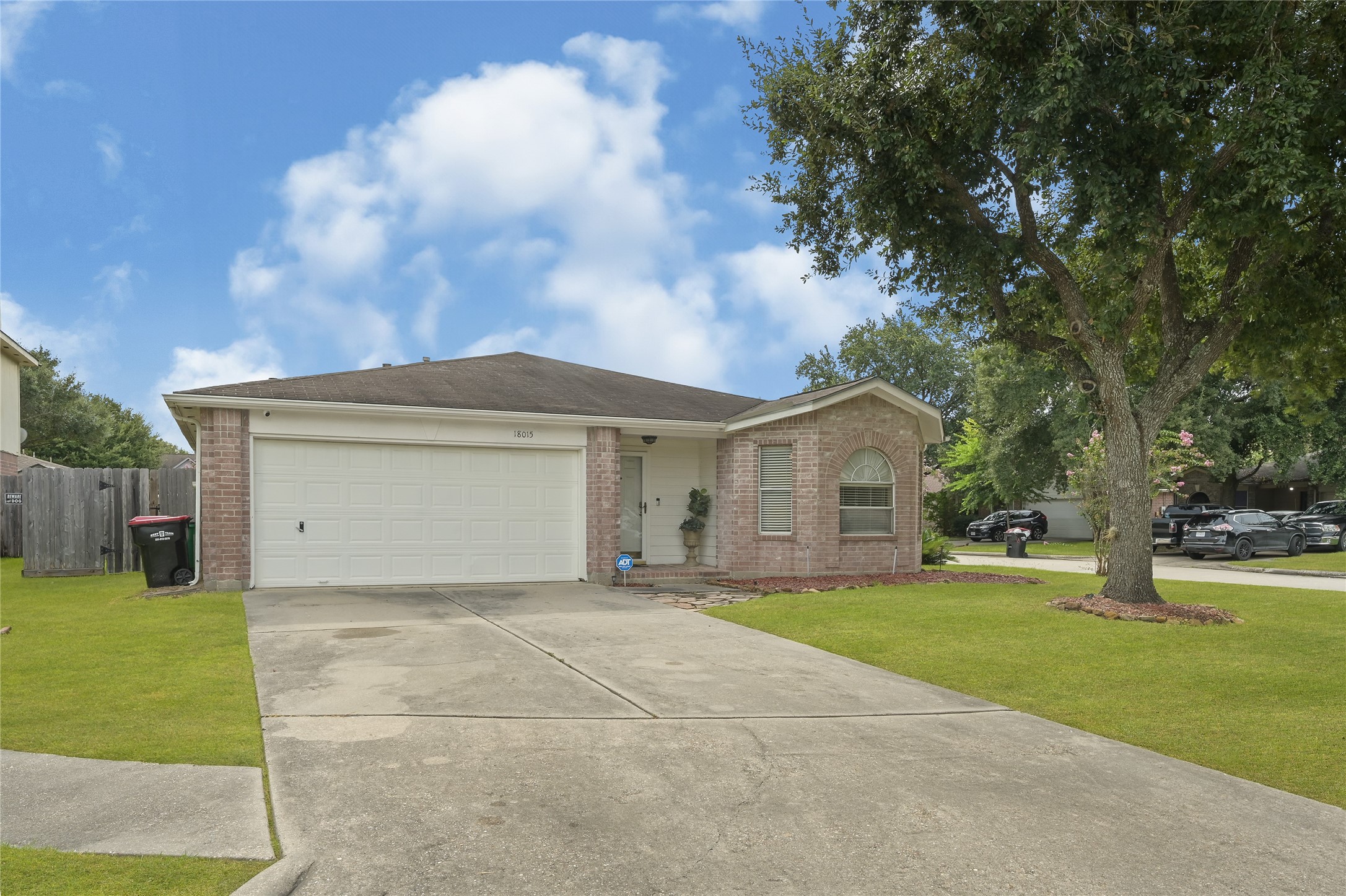 18015 Kirk Forest Court Property Photo 3