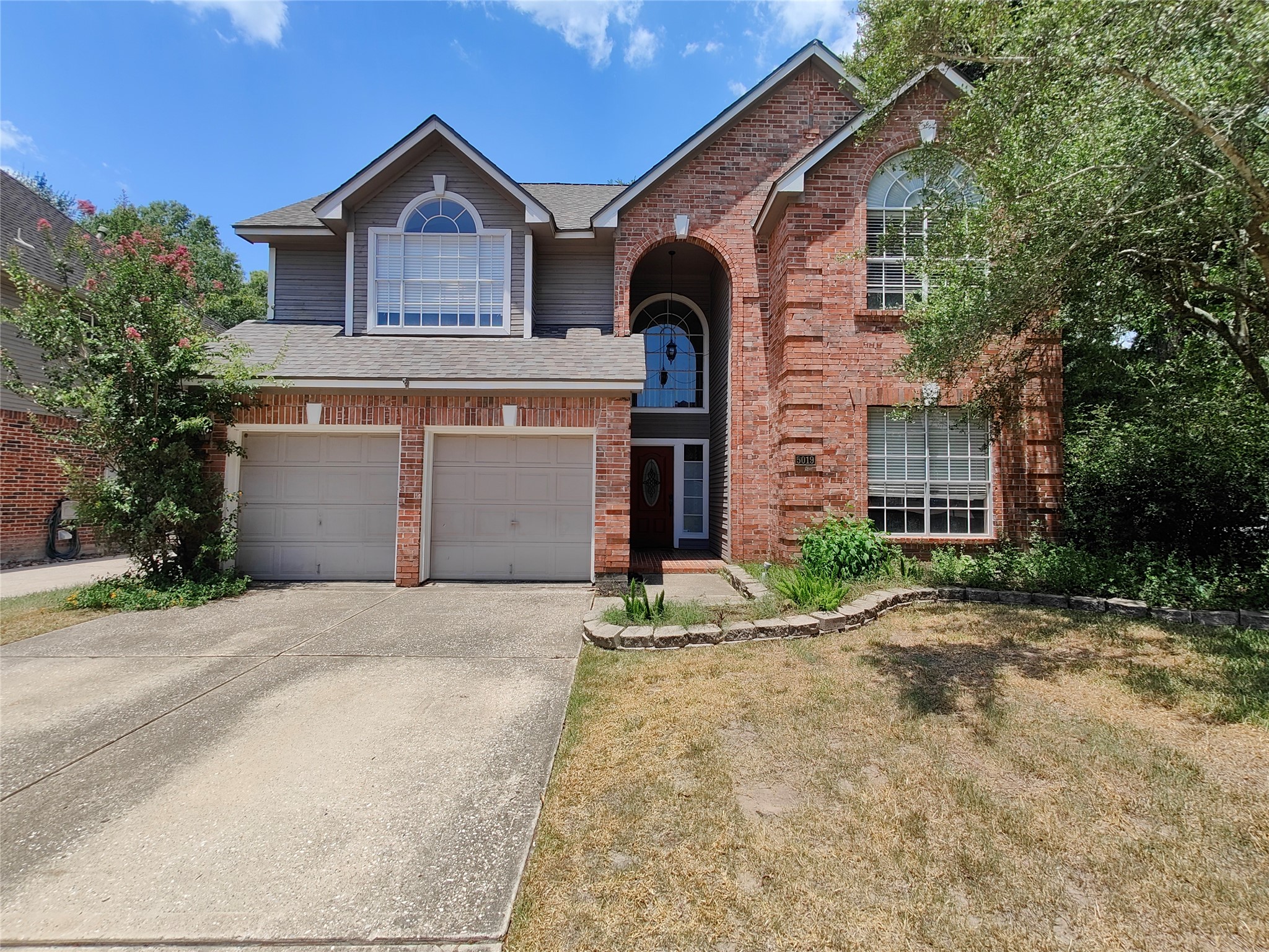 5019 Greenriver Valley Drive Property Photo 1