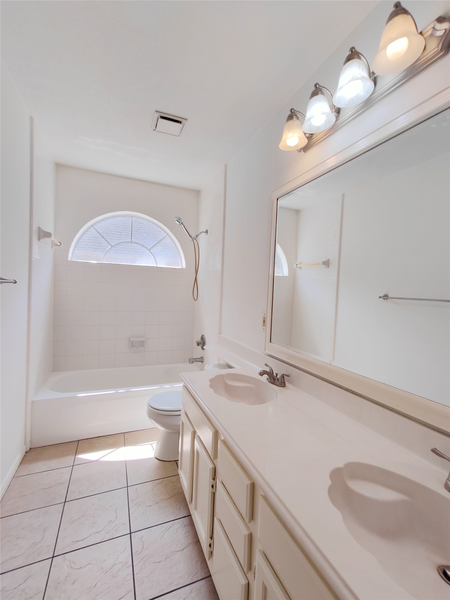 5019 Greenriver Valley Drive Property Photo 16