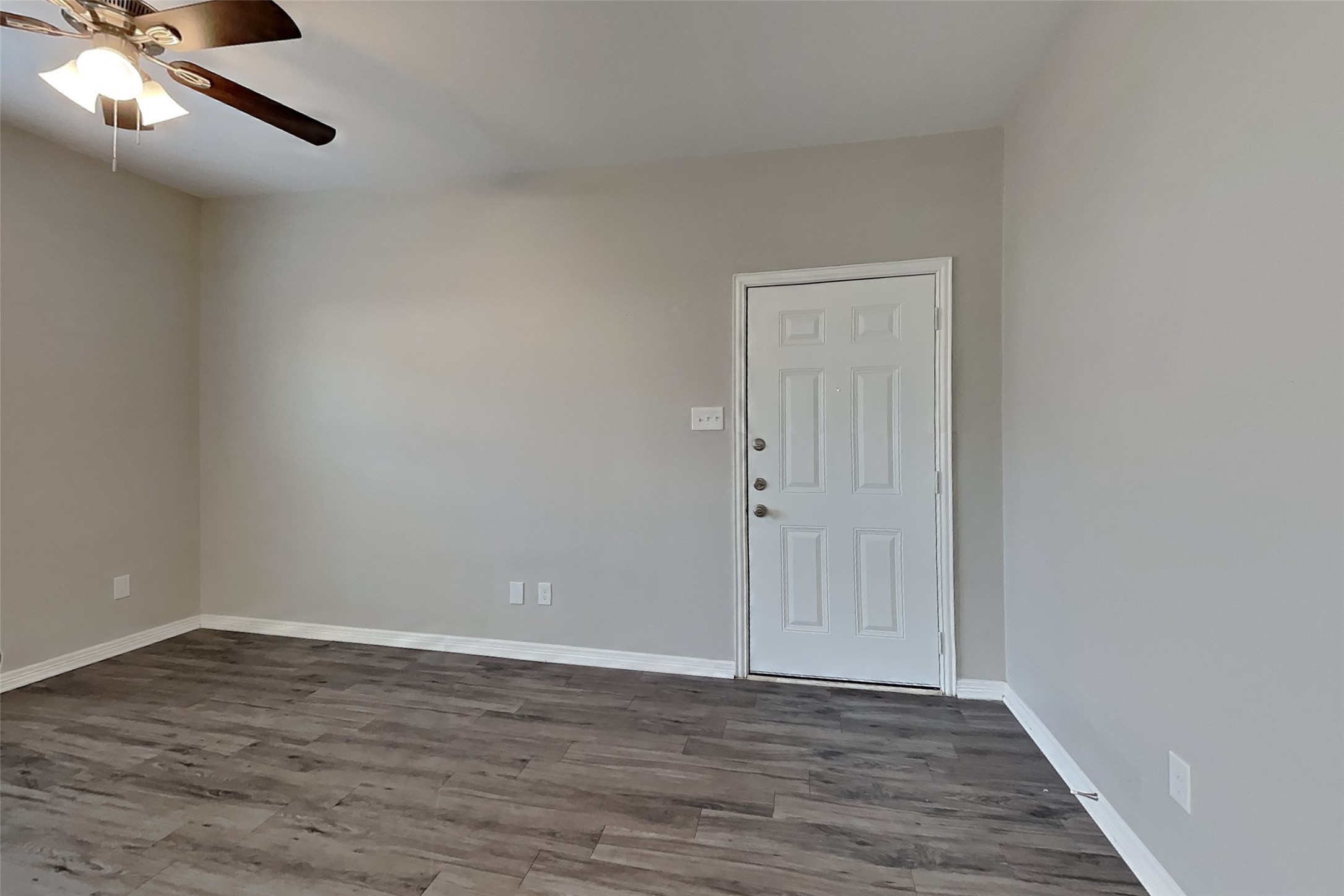 10030 Sweet Olive Way Property Photo 6