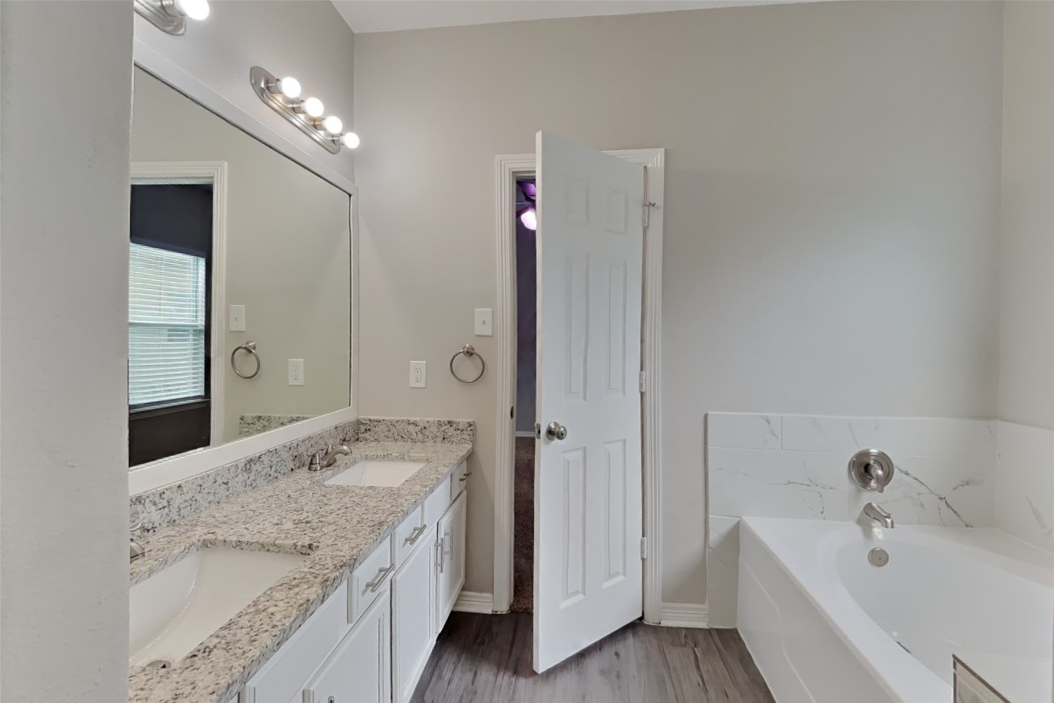 10030 Sweet Olive Way Property Photo 10