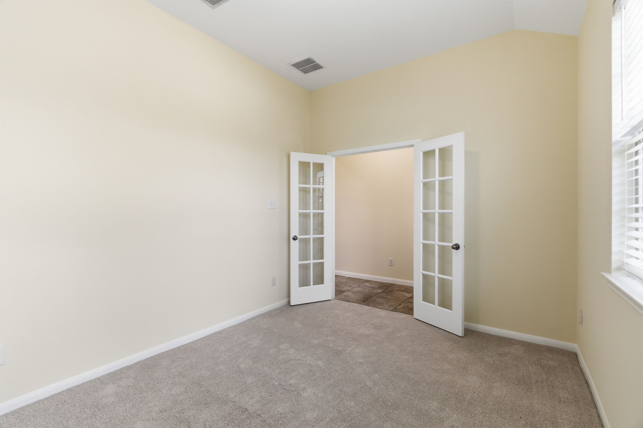 9127 Brazos Drive Property Photo 3