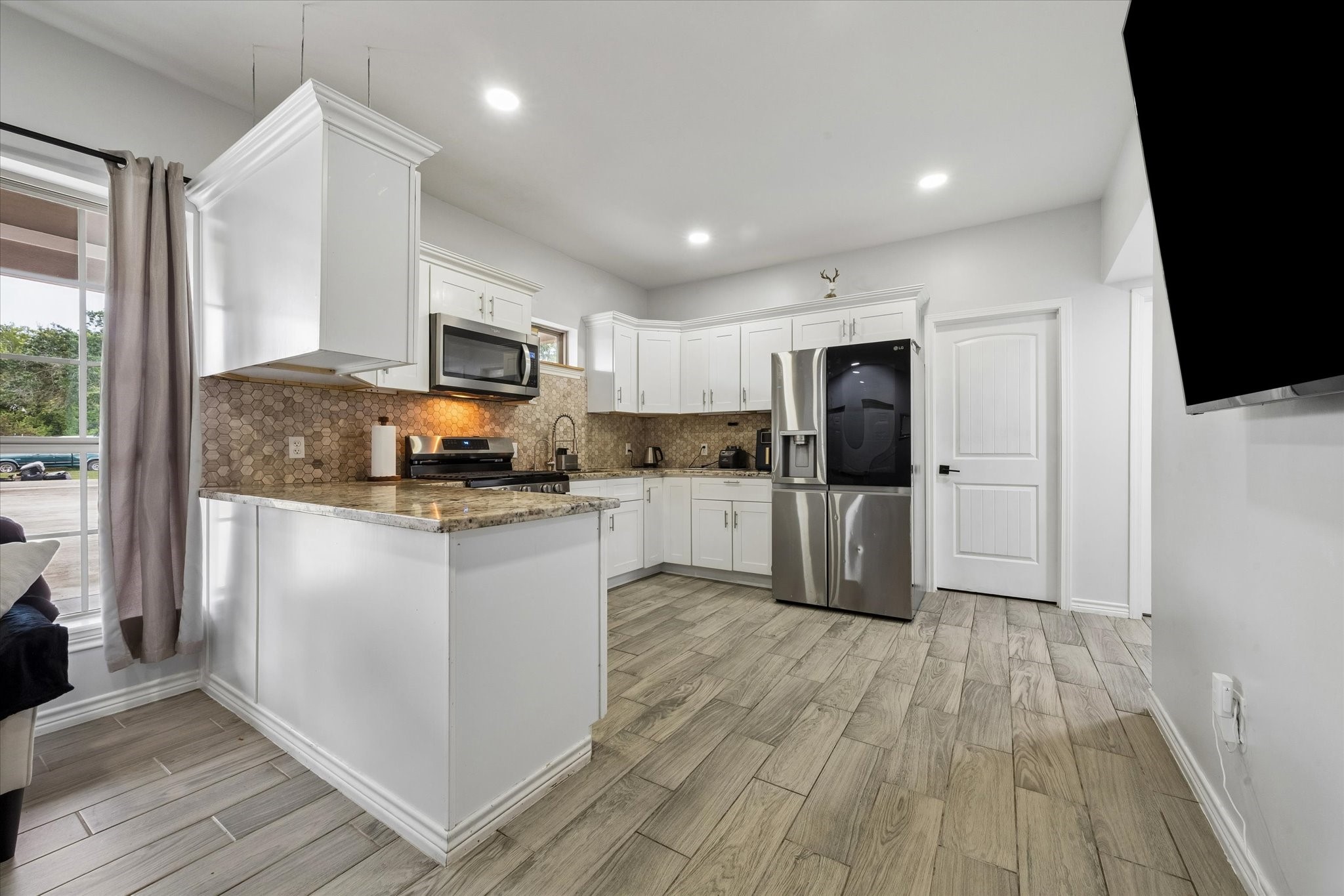 4414 Ivy Lane Property Photo 10