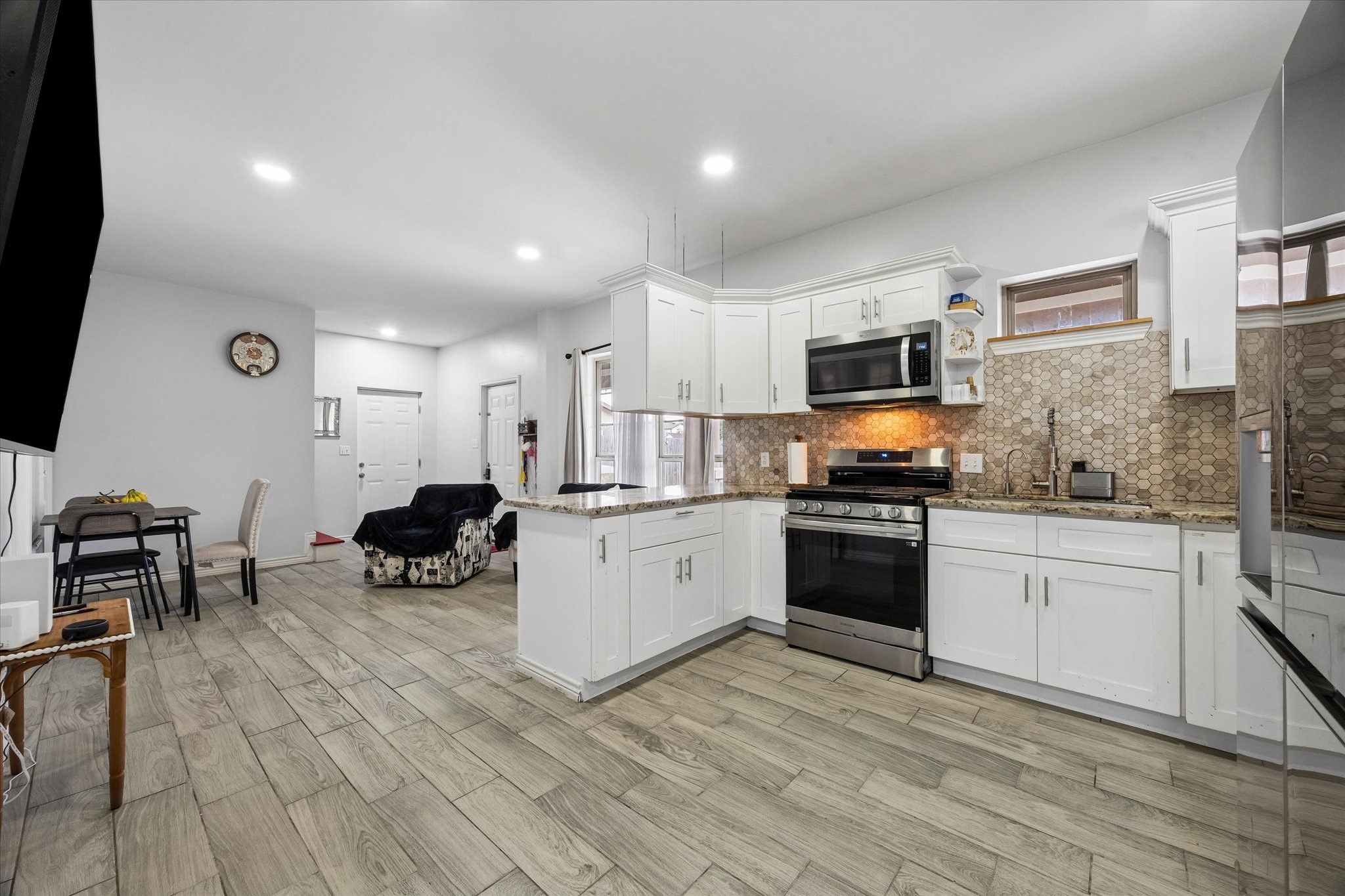 4414 Ivy Lane Property Photo 12