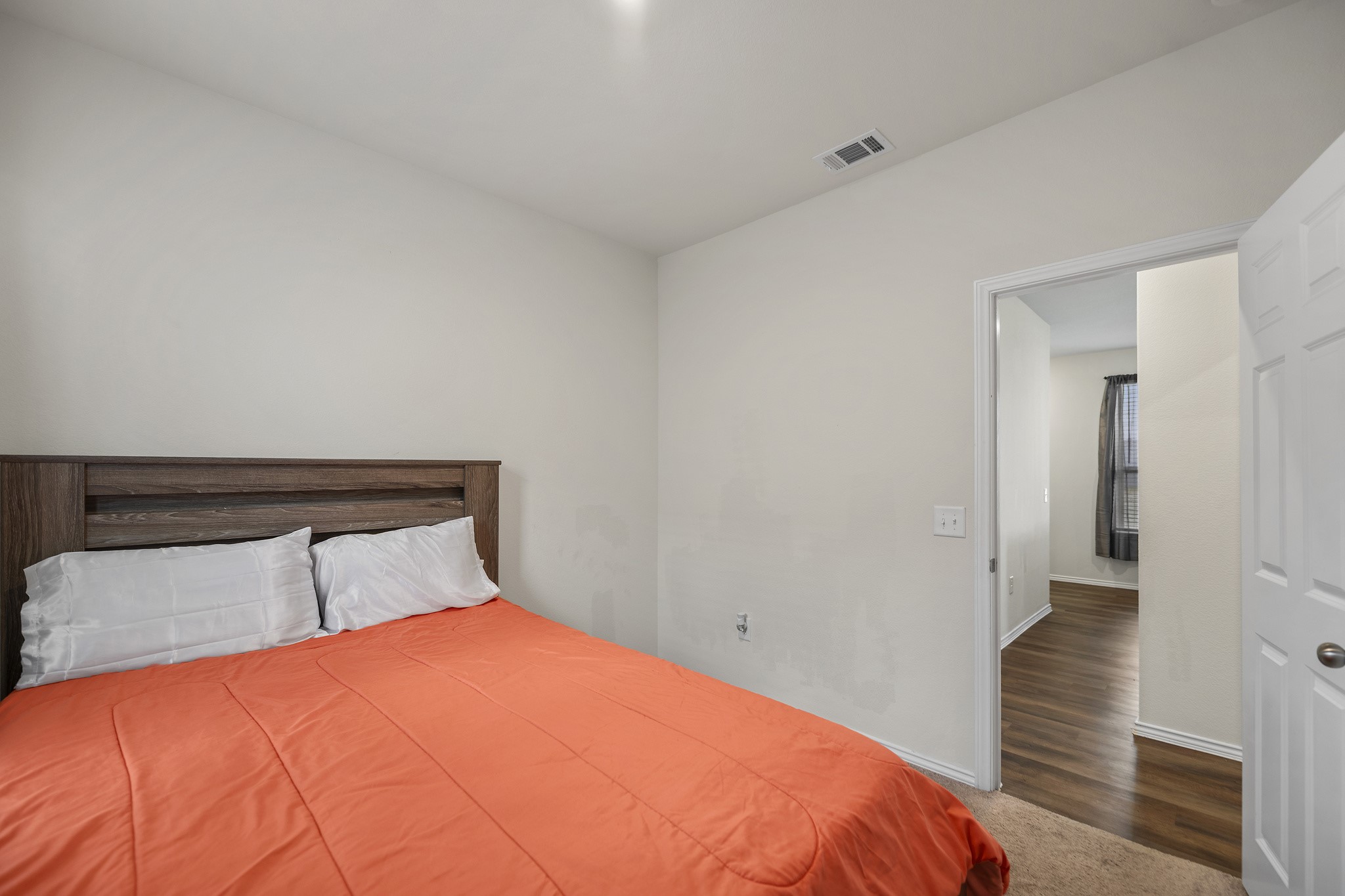 5823 Dry Brush Place Property Photo 16