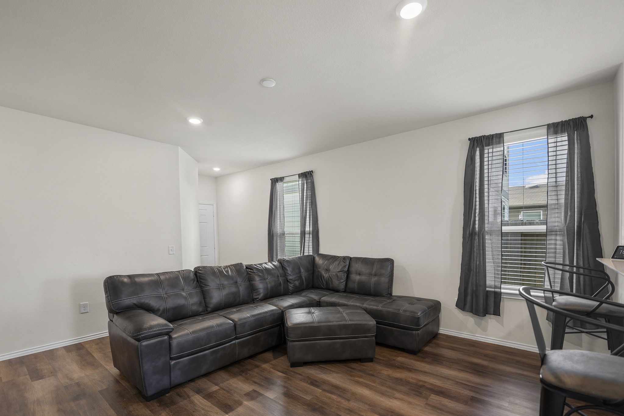 5823 Dry Brush Place Property Photo 20