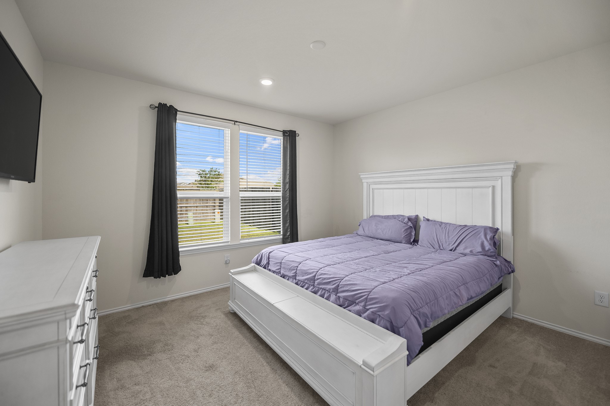 5823 Dry Brush Place Property Photo 24