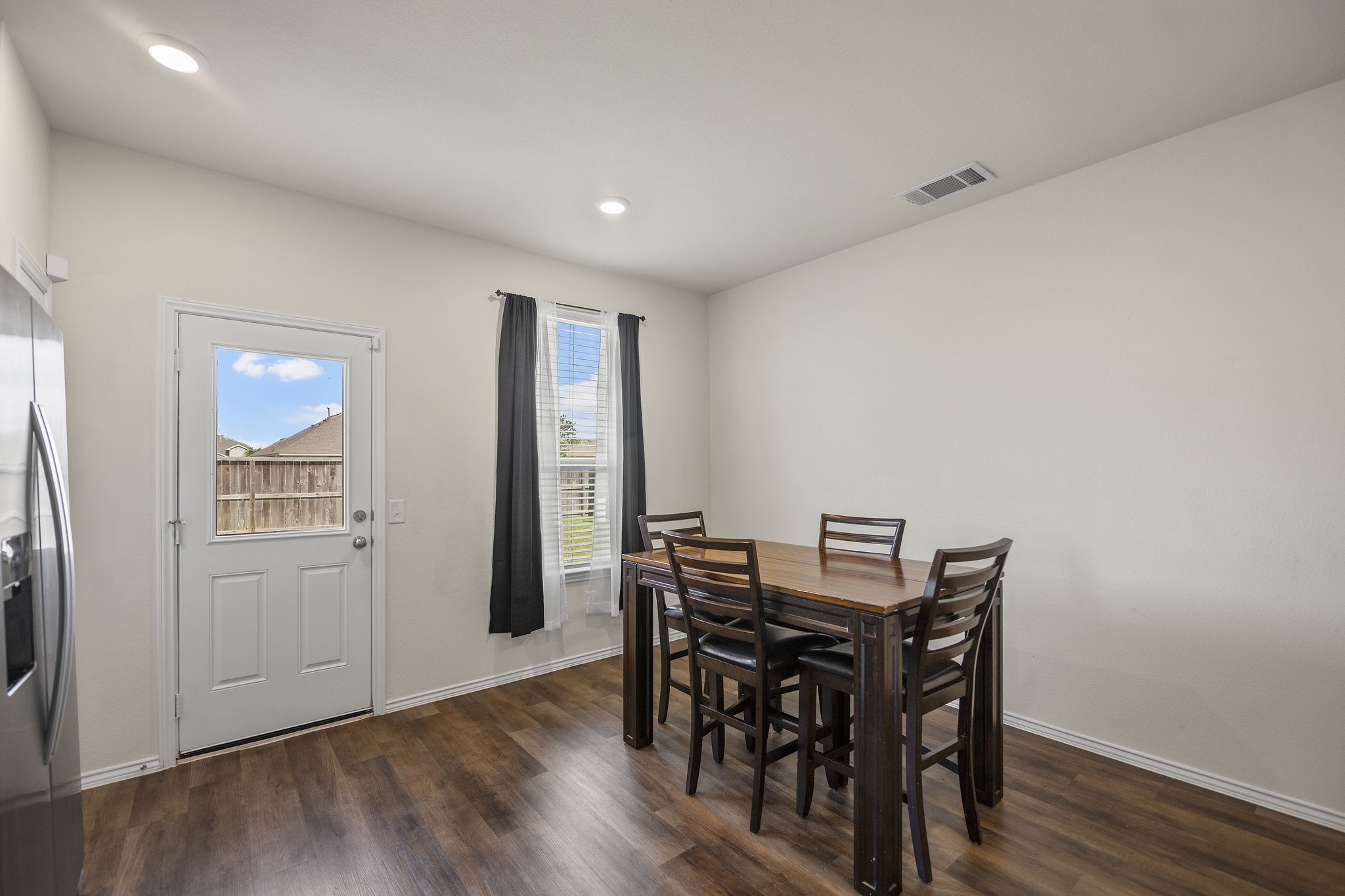 5823 Dry Brush Place Property Photo 38