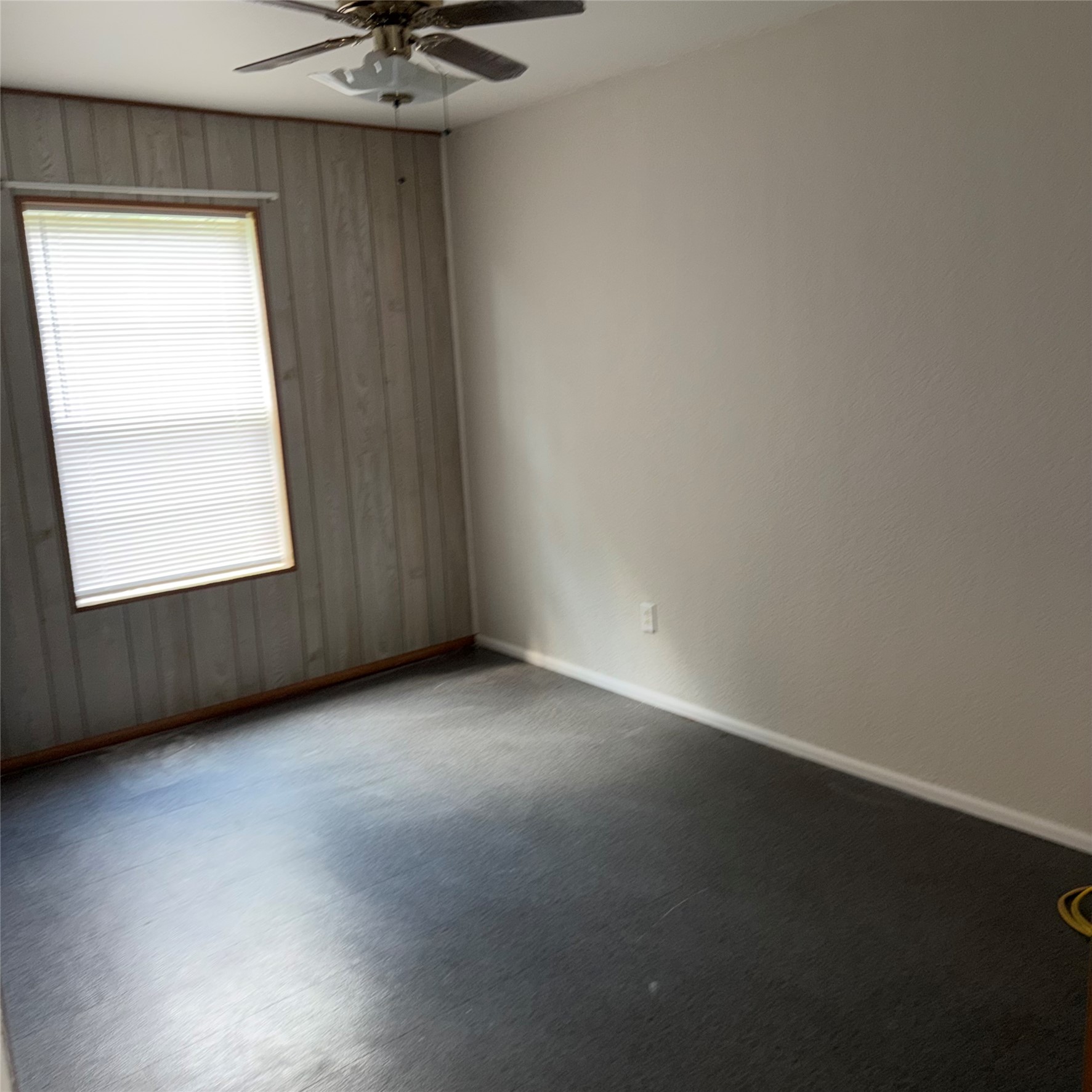 1216 Gifford Lane Property Photo 8