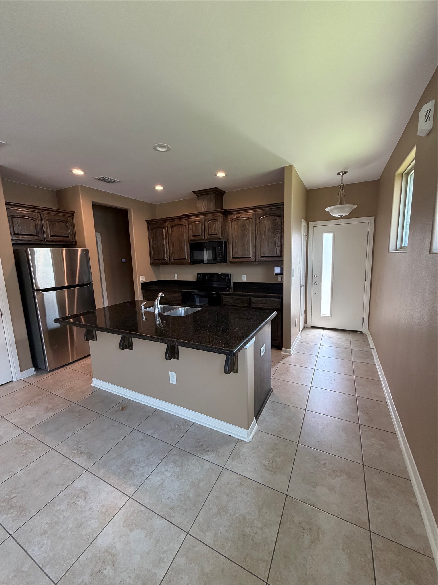 1331 E Candor Drive Property Photo 6