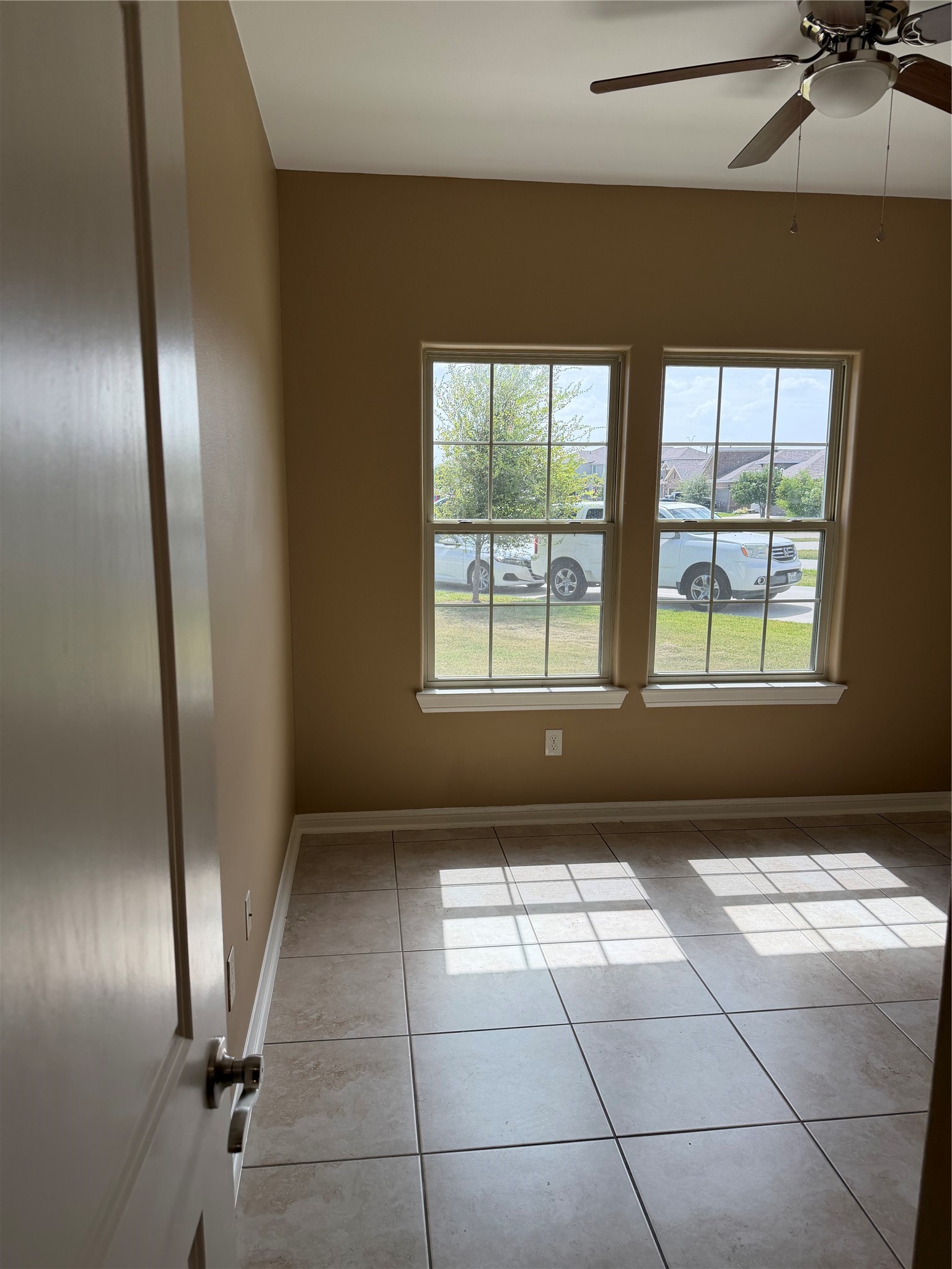 1331 E Candor Drive Property Photo 8