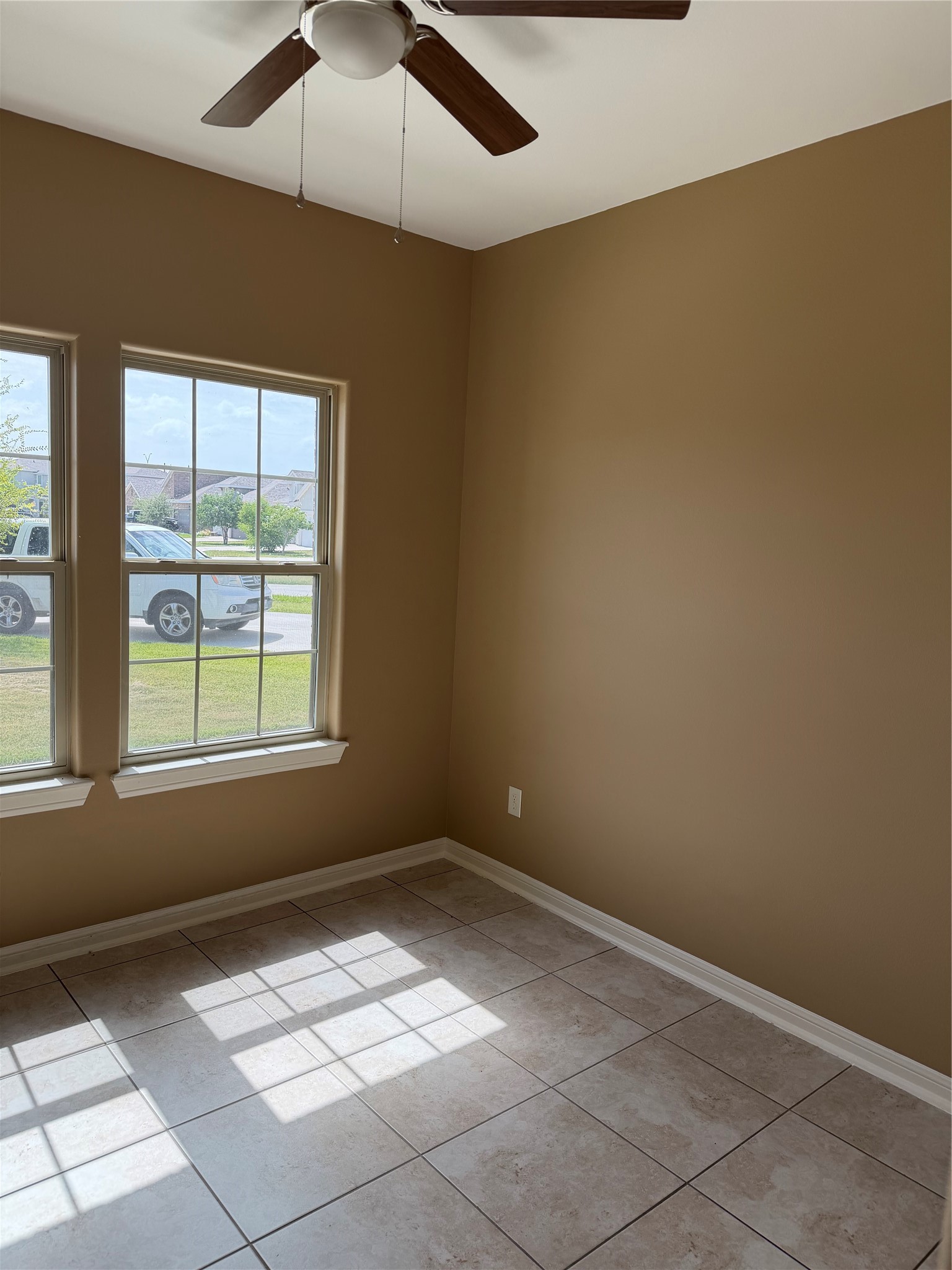 1331 E Candor Drive Property Photo 9