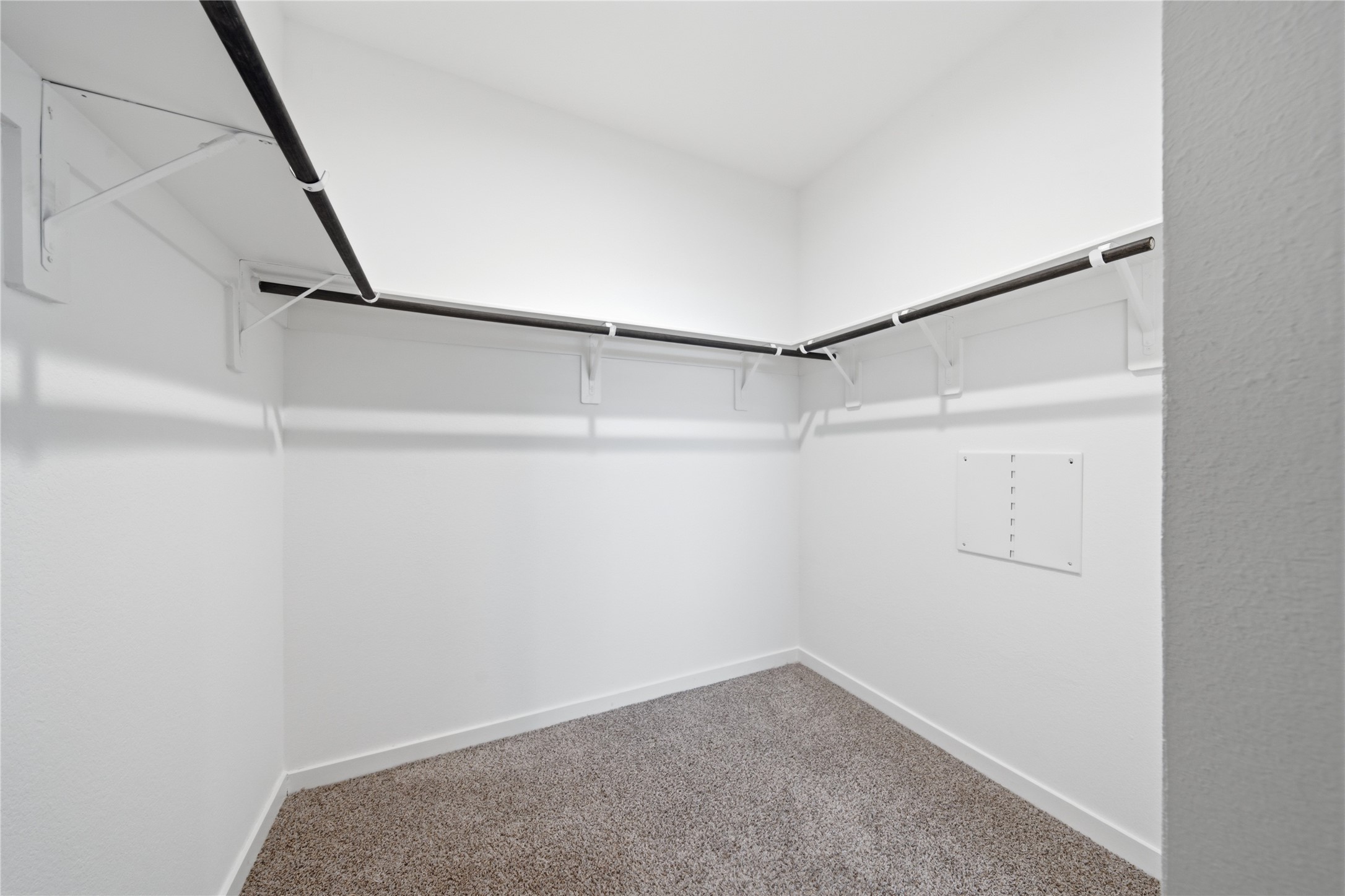 31638 Featherstone Trail Property Photo 13