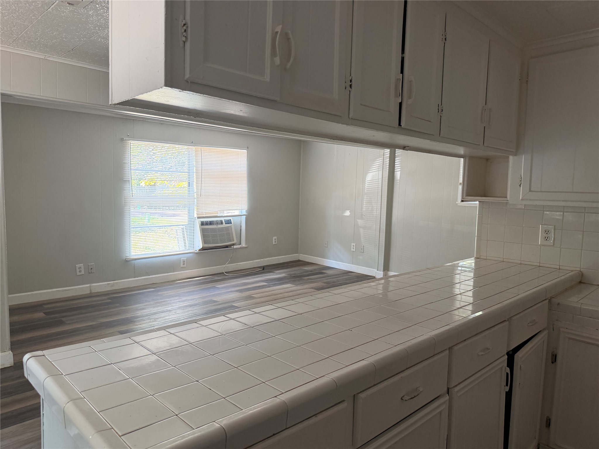 16423 Stinson Lane Property Photo 4