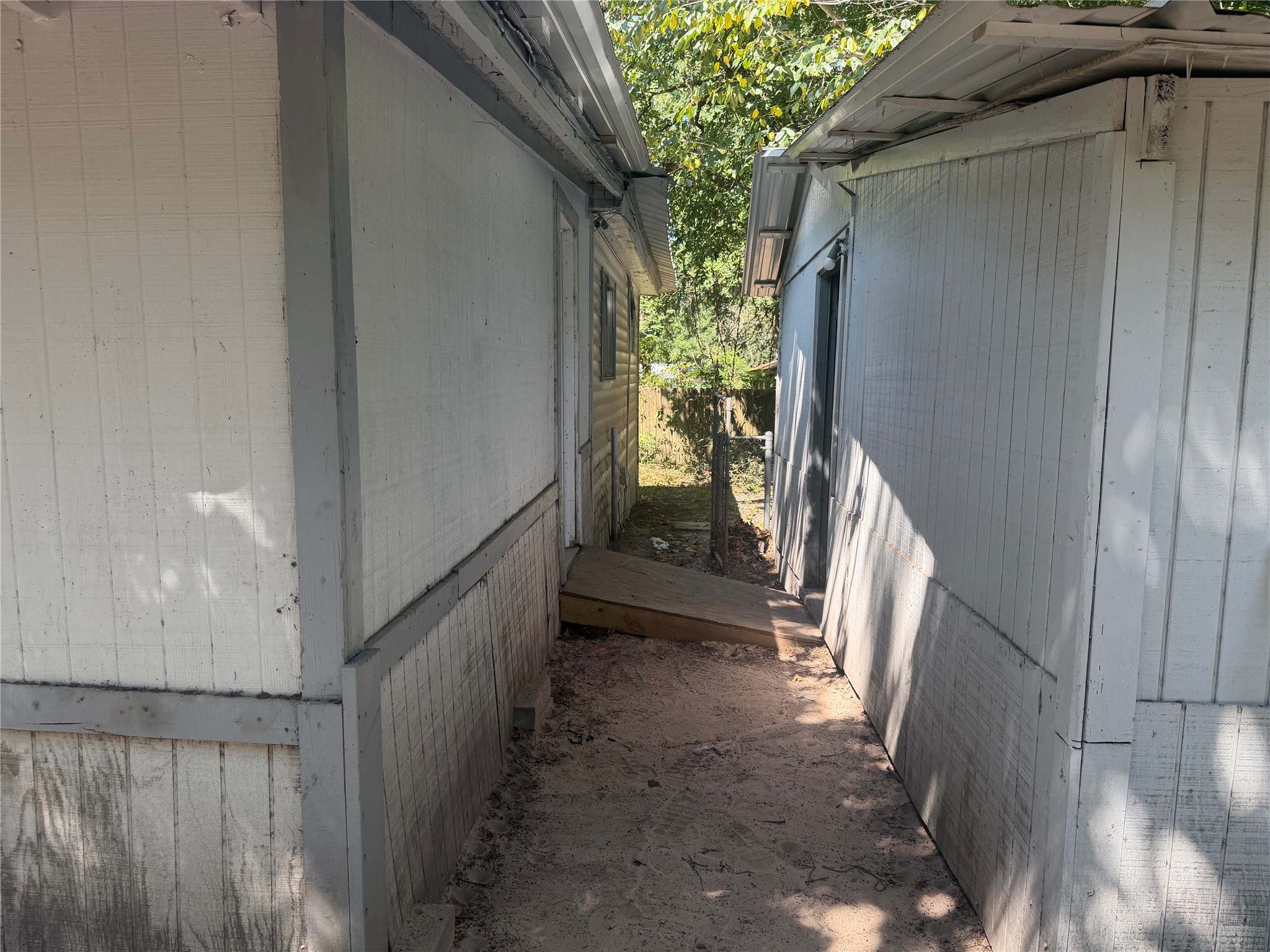 16423 Stinson Lane Property Photo 16