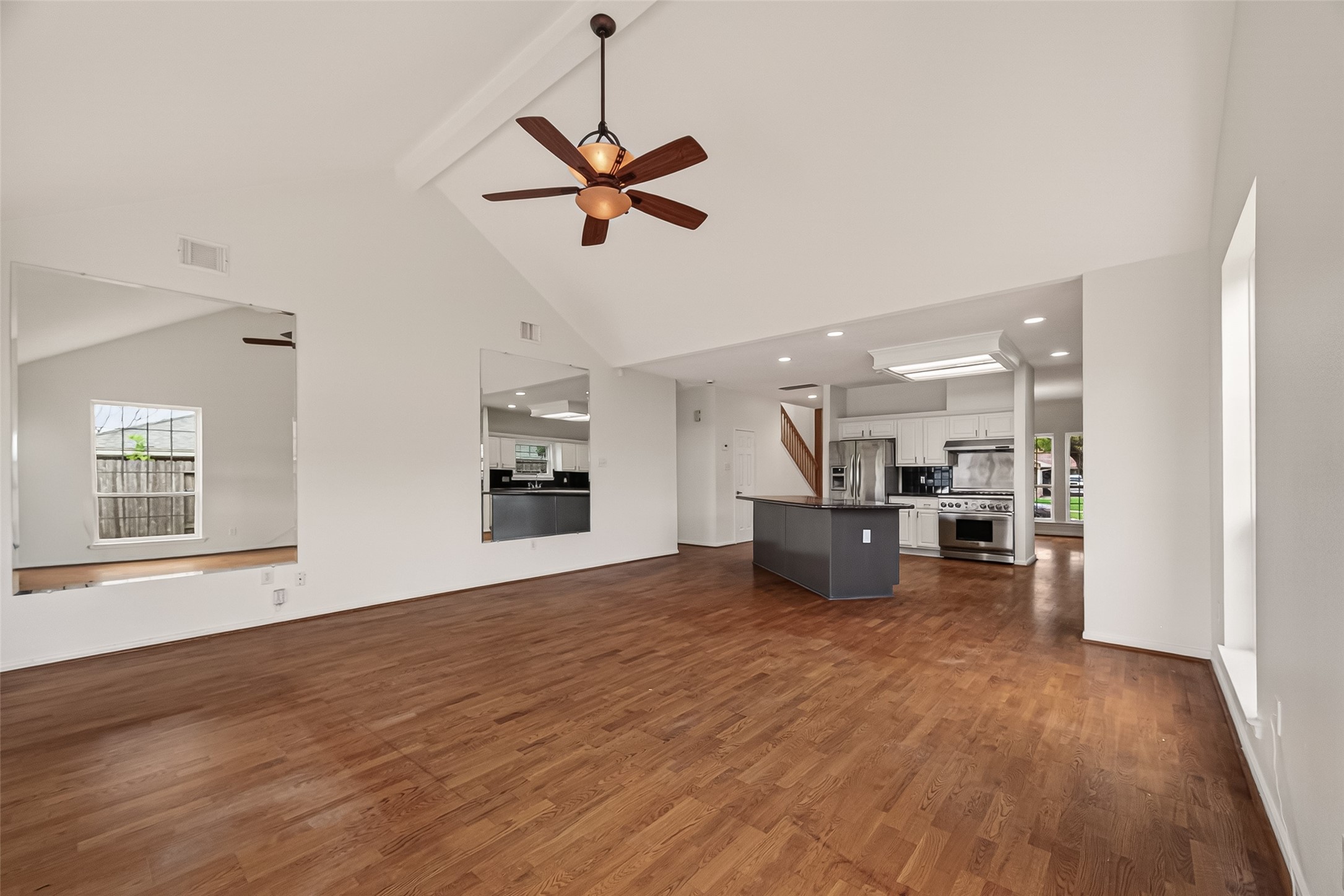 2406 Droxford Drive Property Photo 12
