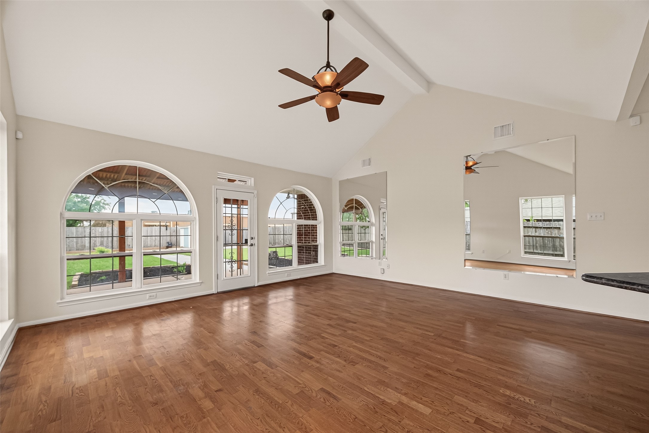 2406 Droxford Drive Property Photo 13