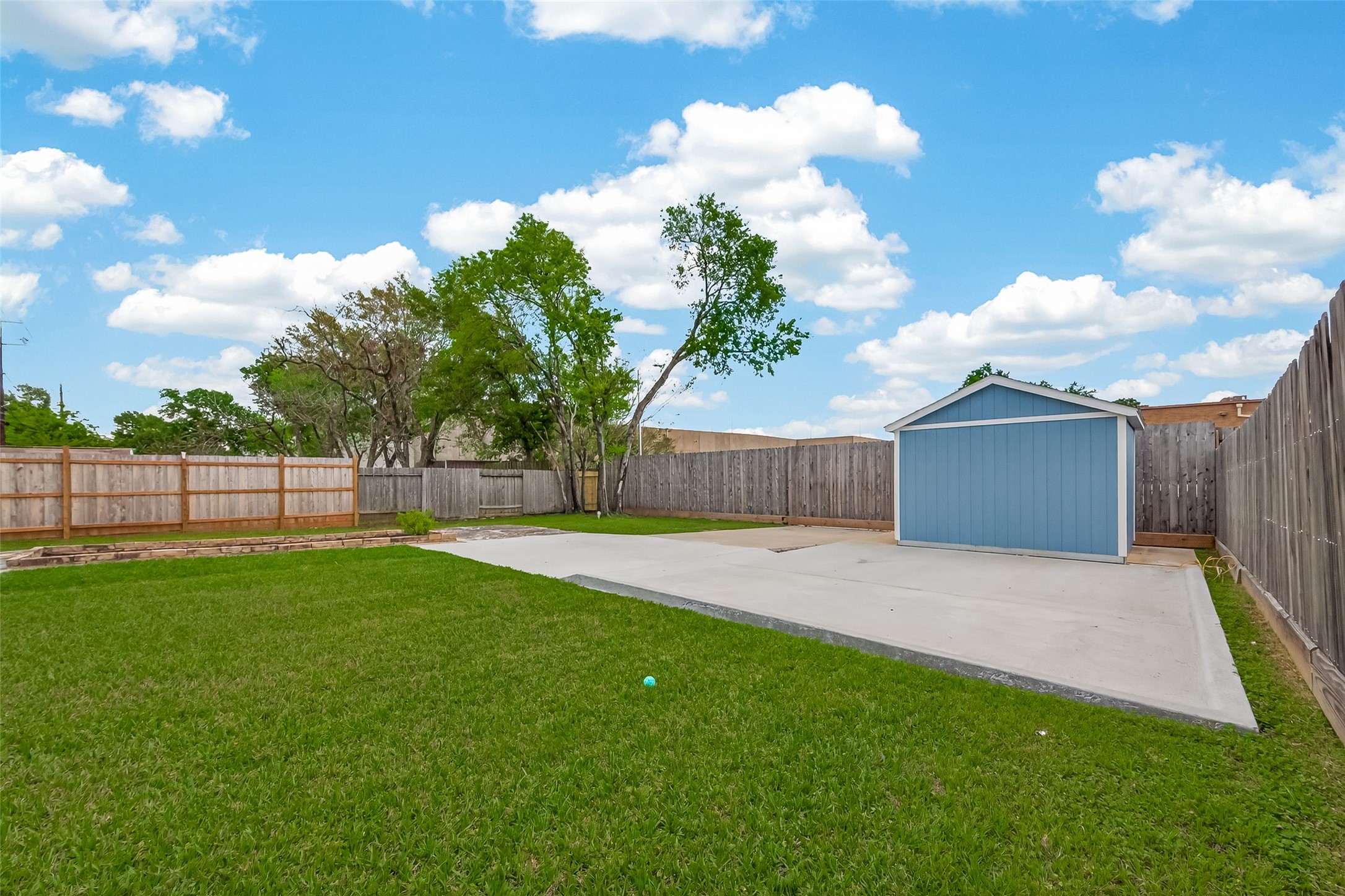 2406 Droxford Drive Property Photo 42